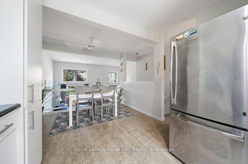 Photo 15 of Unit 31, 35 Rhonda Road, Guelph, Willow West/Sugarbush/West Acres — HOMEH