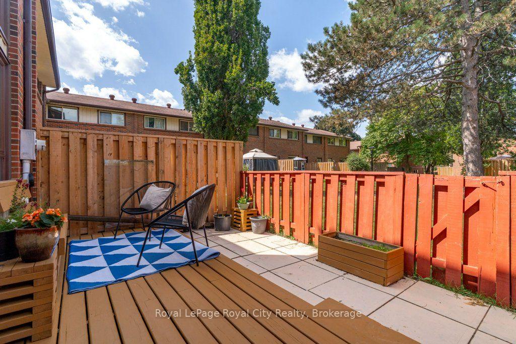 Photo 33 of Unit 31, 35 Rhonda Road, Guelph, Willow West/Sugarbush/West Acres — HOMEH