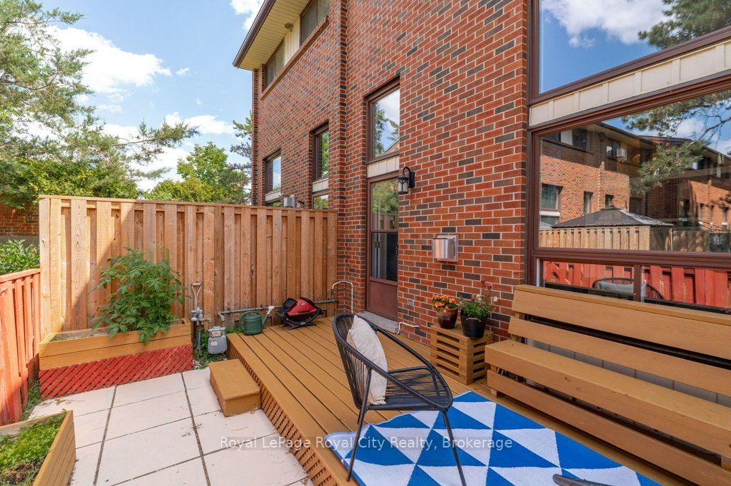 Photo 35 of Unit 31, 35 Rhonda Road, Guelph, Willow West/Sugarbush/West Acres — HOMEH