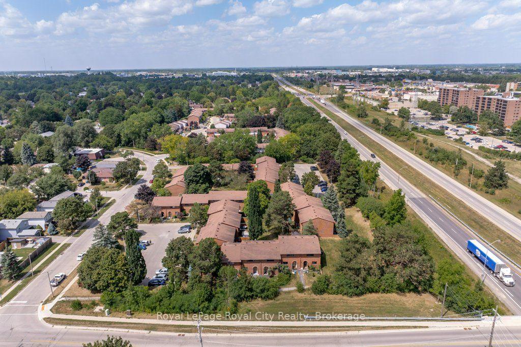 Photo 41 of Unit 31, 35 Rhonda Road, Guelph, Willow West/Sugarbush/West Acres — HOMEH