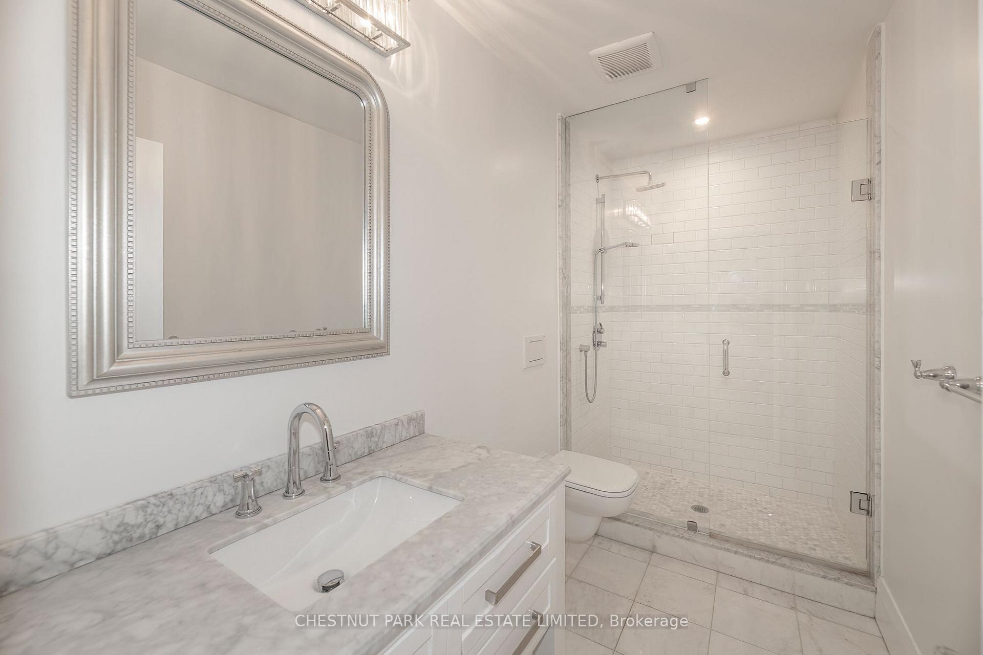 Photo 10 of Unit Upper, 11 Rose Park Crescent, Toronto, Rosedale-Moore Park — HOMEH