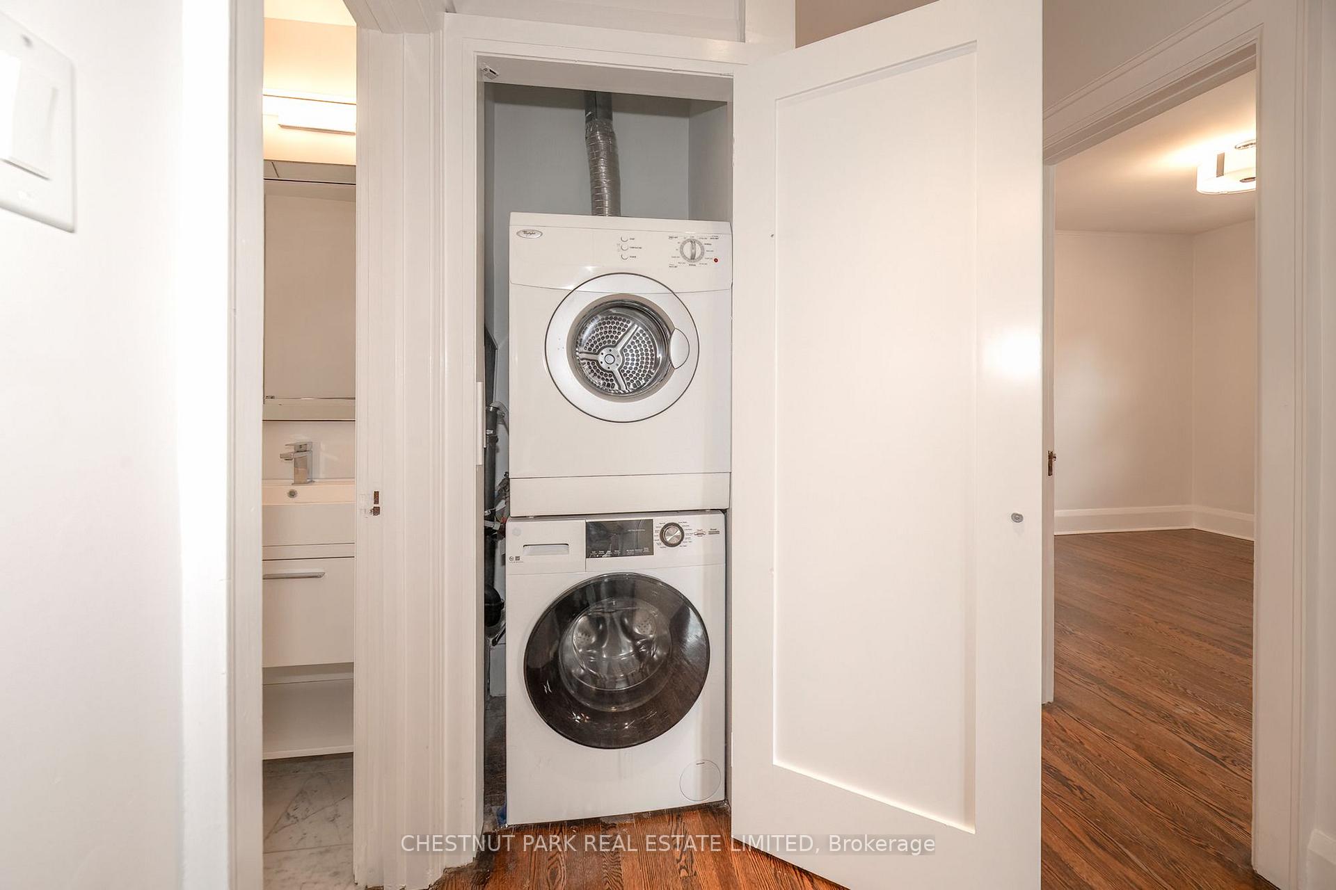 Photo 17 of Unit Upper, 11 Rose Park Crescent, Toronto, Rosedale-Moore Park — HOMEH