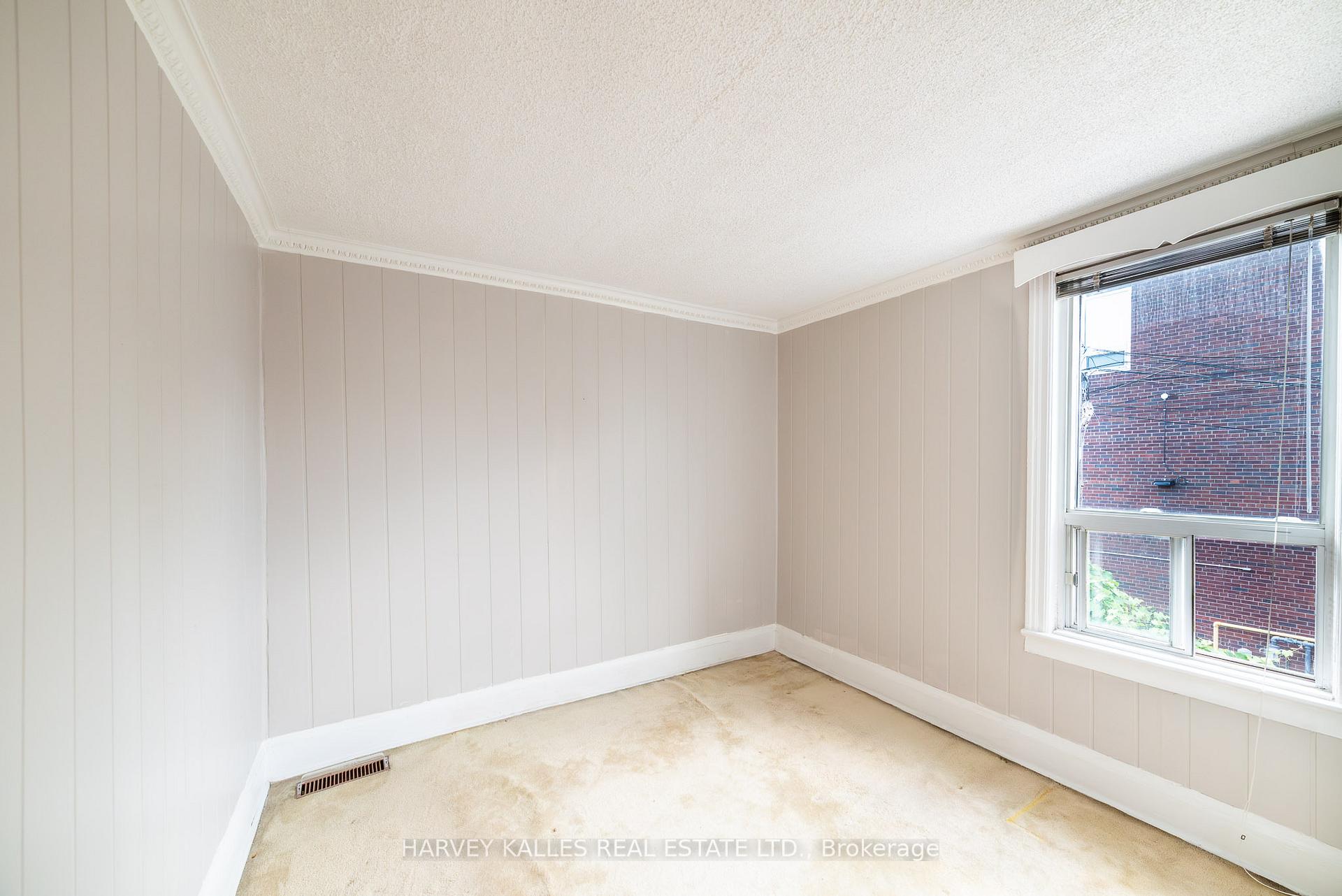 Photo 14 of 6 Crocker Avenue, Toronto, Trinity-Bellwoods — HOMEH