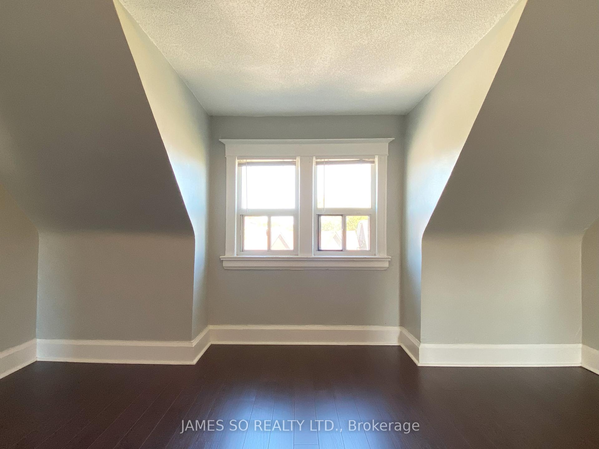 Photo 17 of Unit 2nd + 3rd Fl, 462 Pape Avenue, Toronto, North Riverdale — HOMEH