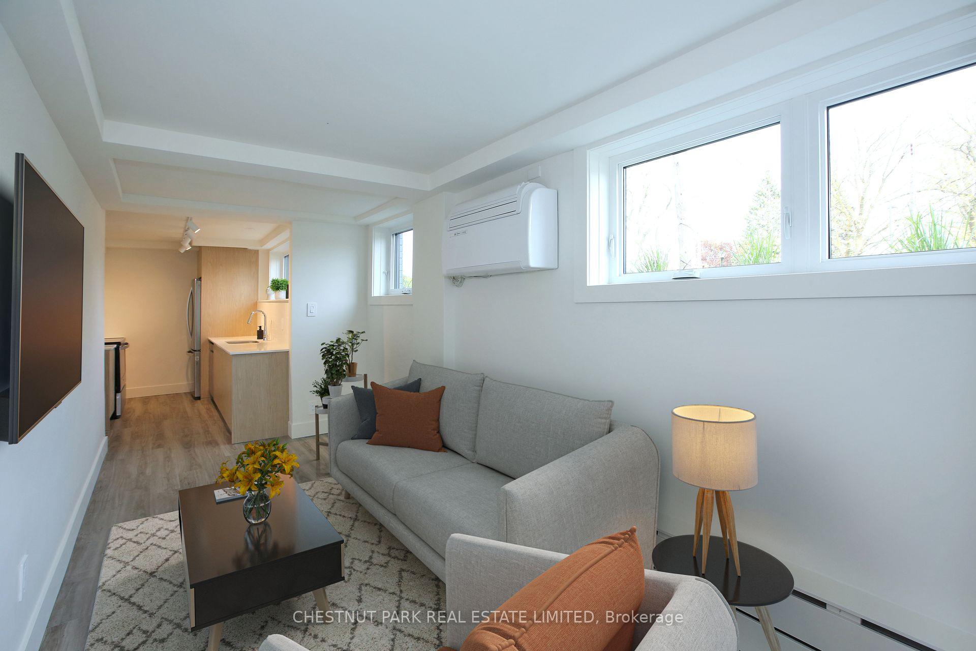 Photo 3 of Unit 1, 1476 Avenue Road, Toronto, Bedford Park-Nortown — HOMEH