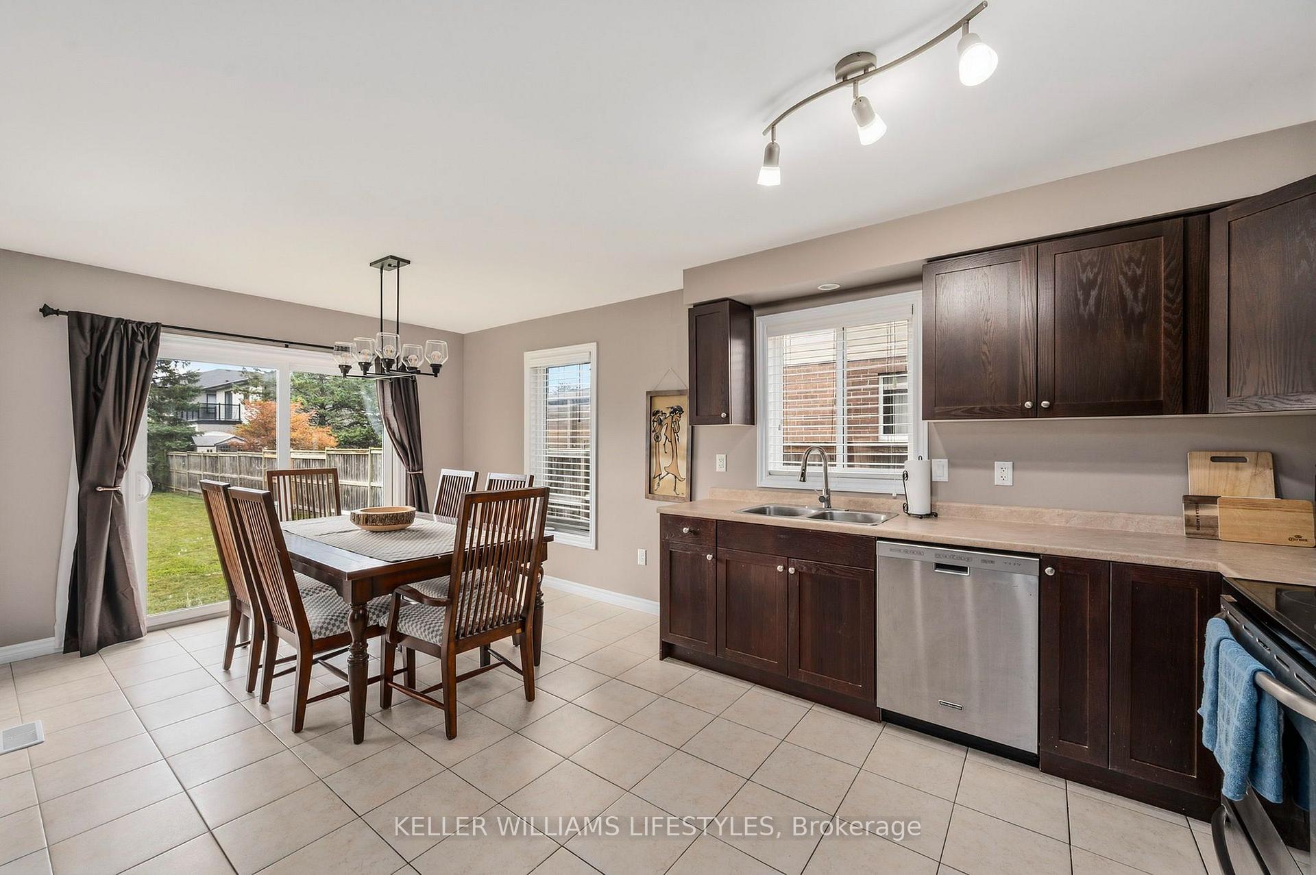 Photo 9 of 1179 Silverfox Drive, London, North S — HOMEH