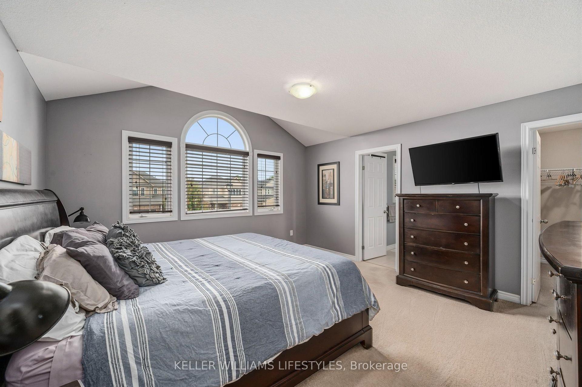 Photo 13 of 1179 Silverfox Drive, London, North S — HOMEH