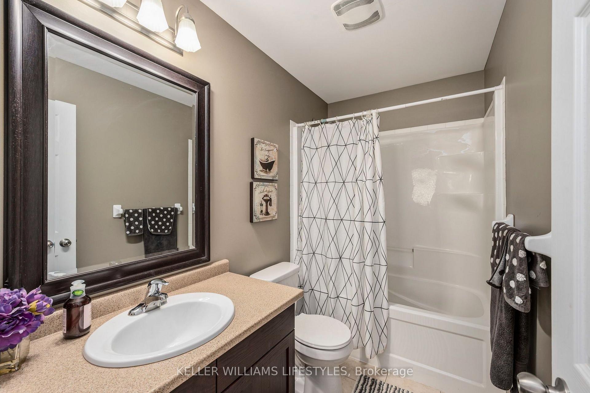 Photo 20 of 1179 Silverfox Drive, London, North S — HOMEH