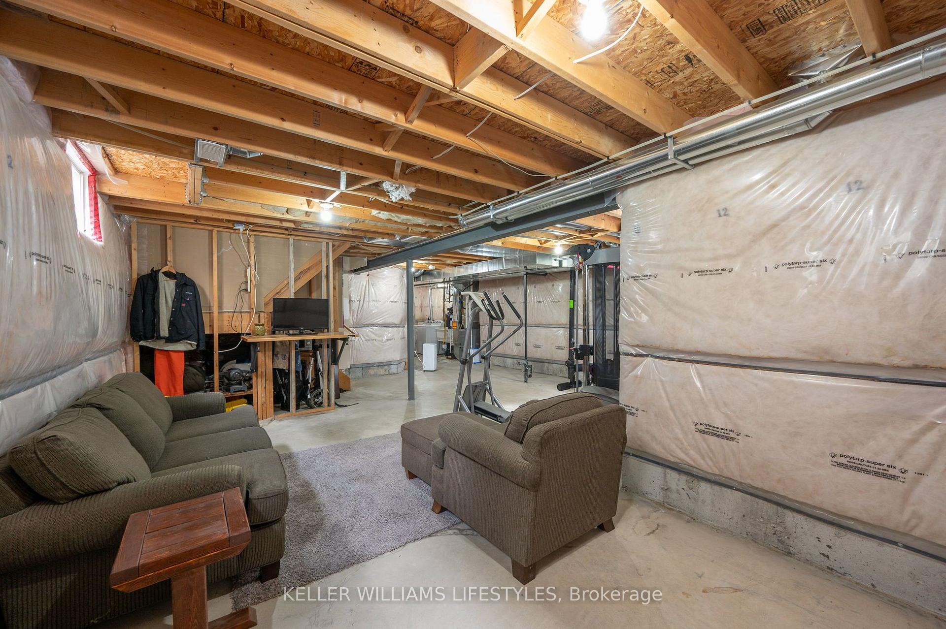 Photo 23 of 1179 Silverfox Drive, London, North S — HOMEH