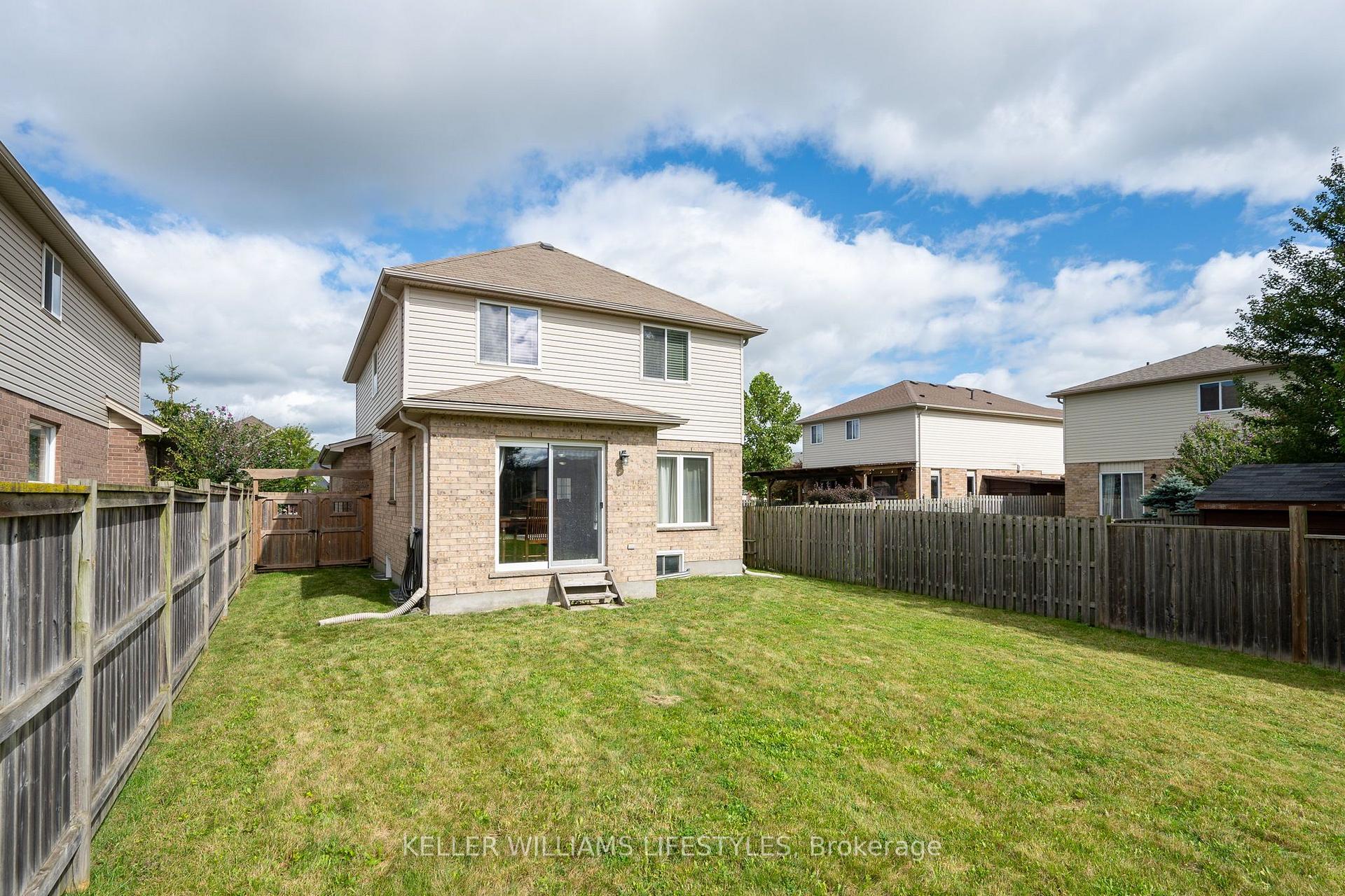 Photo 30 of 1179 Silverfox Drive, London, North S — HOMEH