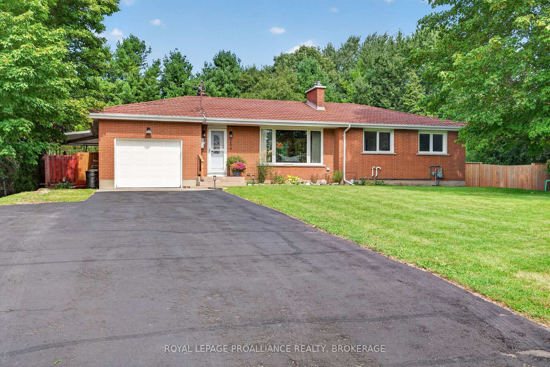 Photo of 254 Gore Road