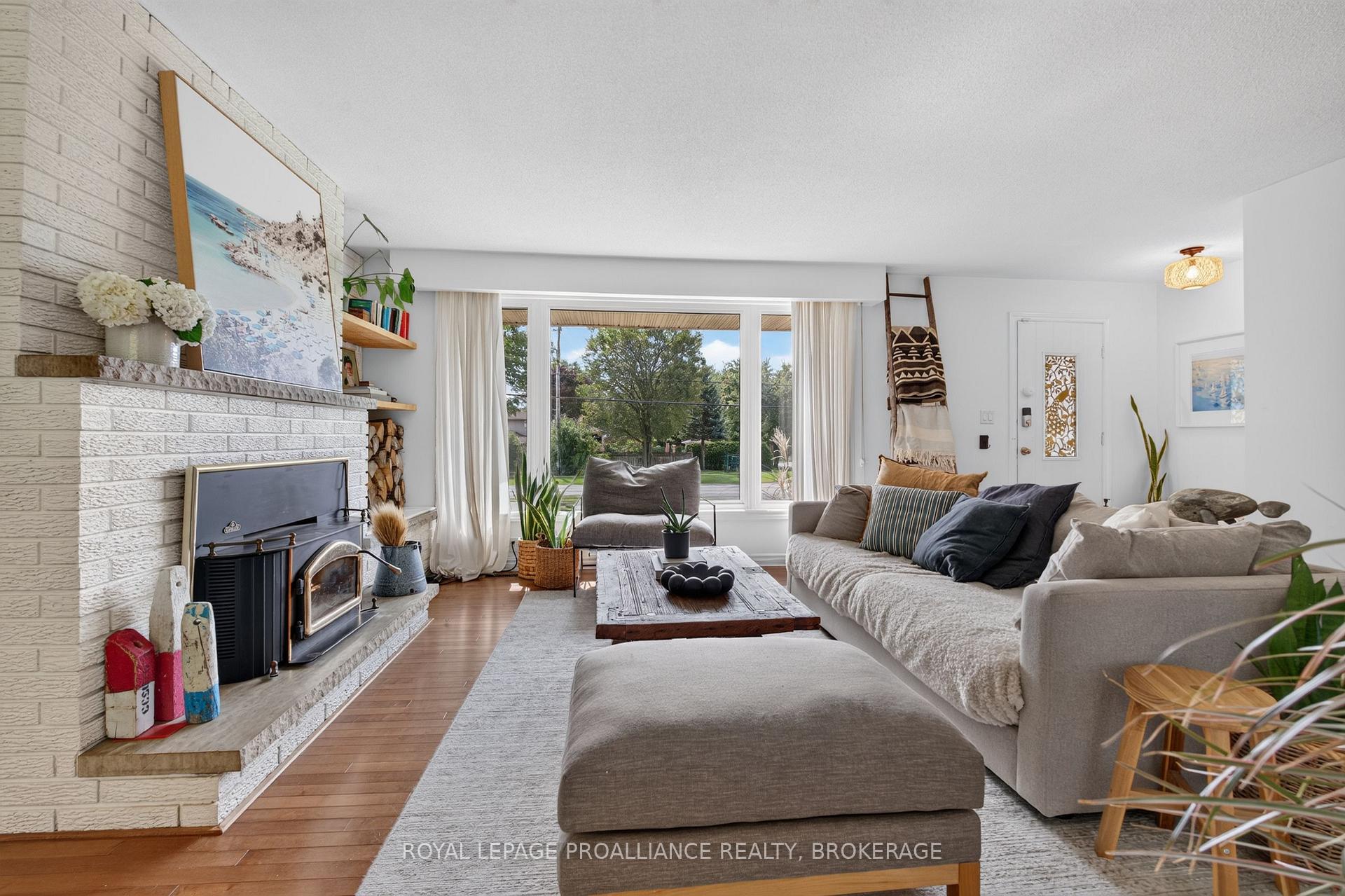Photo 8 of 254 Gore Road, Kingston, Kingston East (Incl Barret Crt) — HOMEH