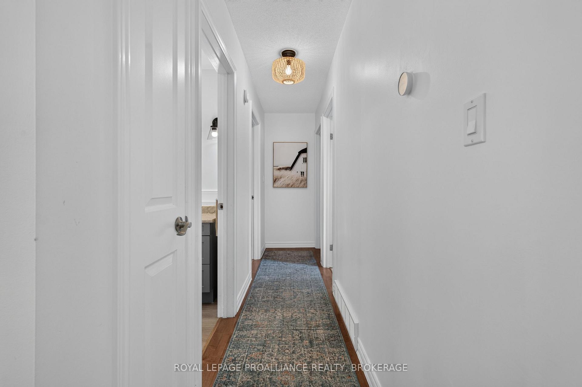 Photo 14 of 254 Gore Road, Kingston, Kingston East (Incl Barret Crt) — HOMEH