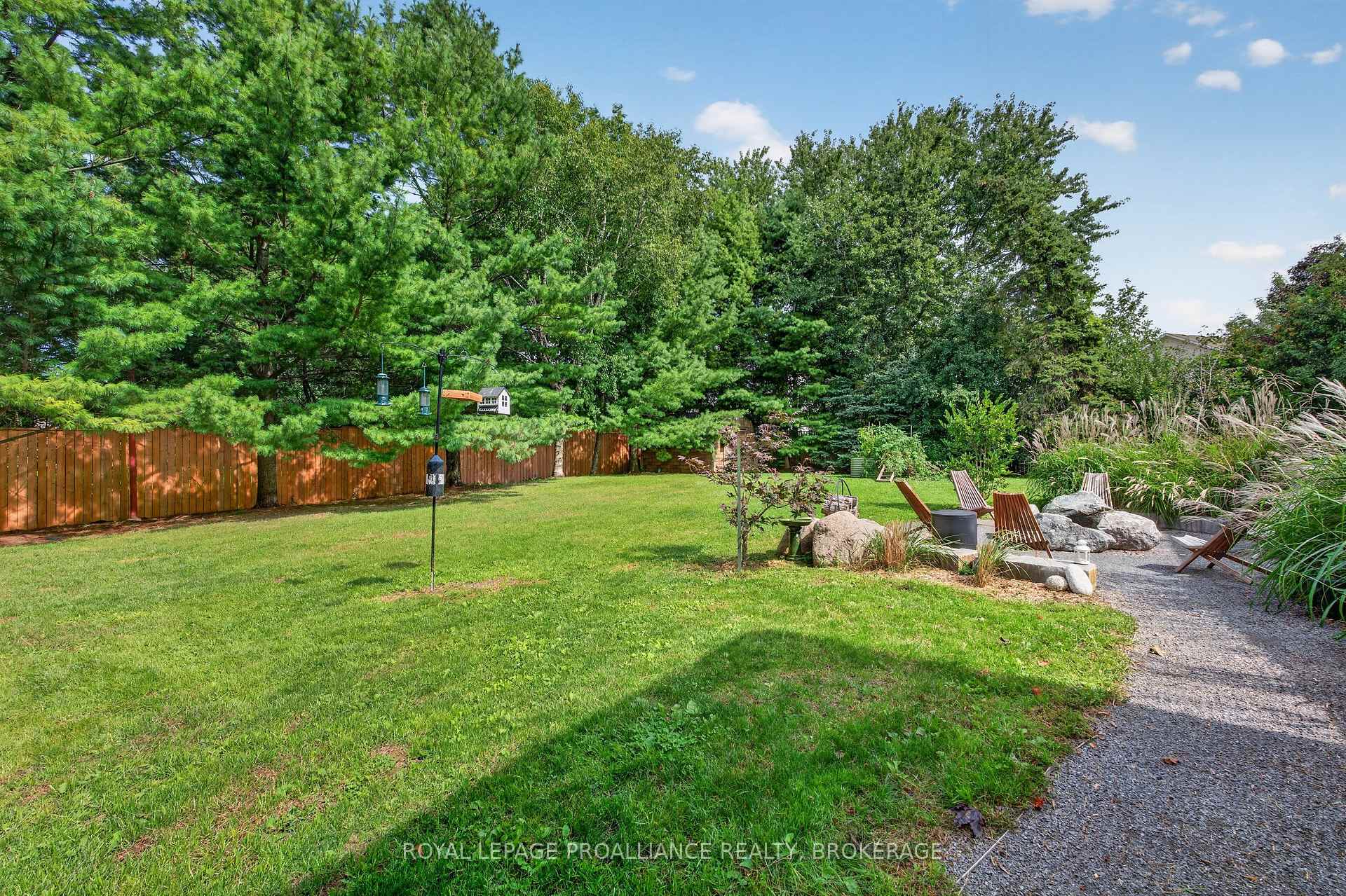 Photo 38 of 254 Gore Road, Kingston, Kingston East (Incl Barret Crt) — HOMEH