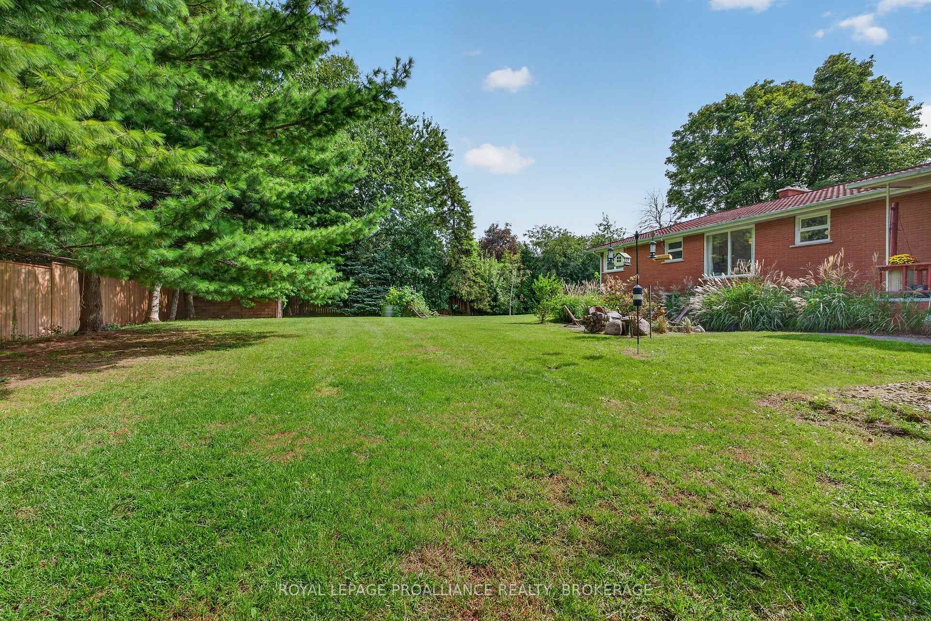 Photo 47 of 254 Gore Road, Kingston, Kingston East (Incl Barret Crt) — HOMEH