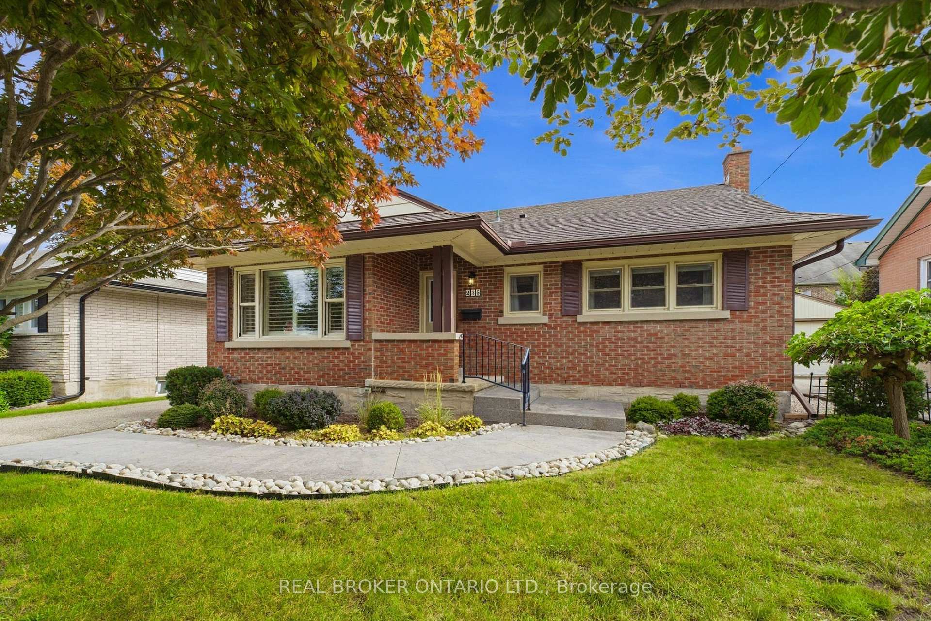 Photo 5 of 235 Blucher Street, Kitchener, Fairfield — HOMEH