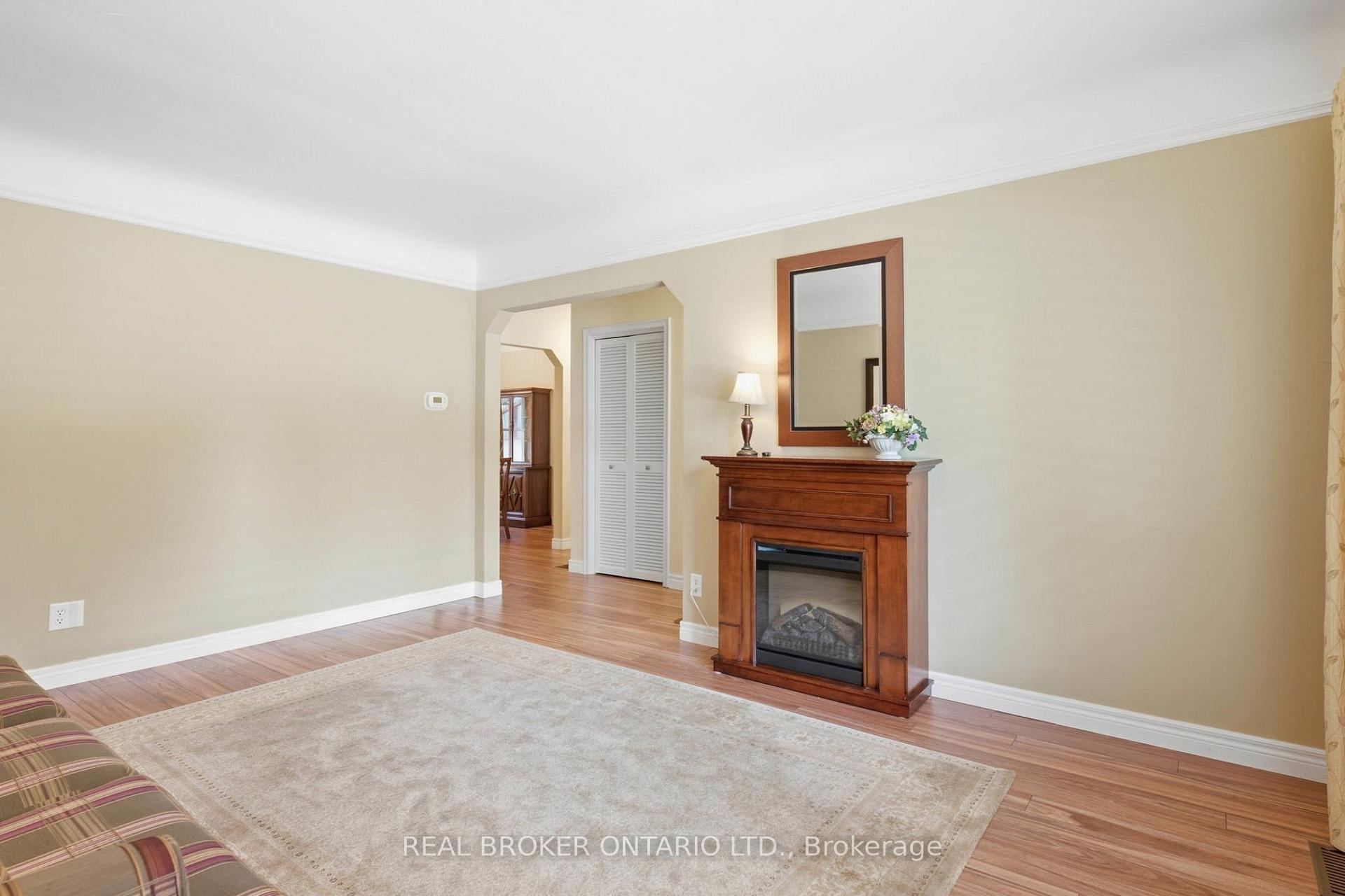 Photo 13 of 235 Blucher Street, Kitchener, Fairfield — HOMEH
