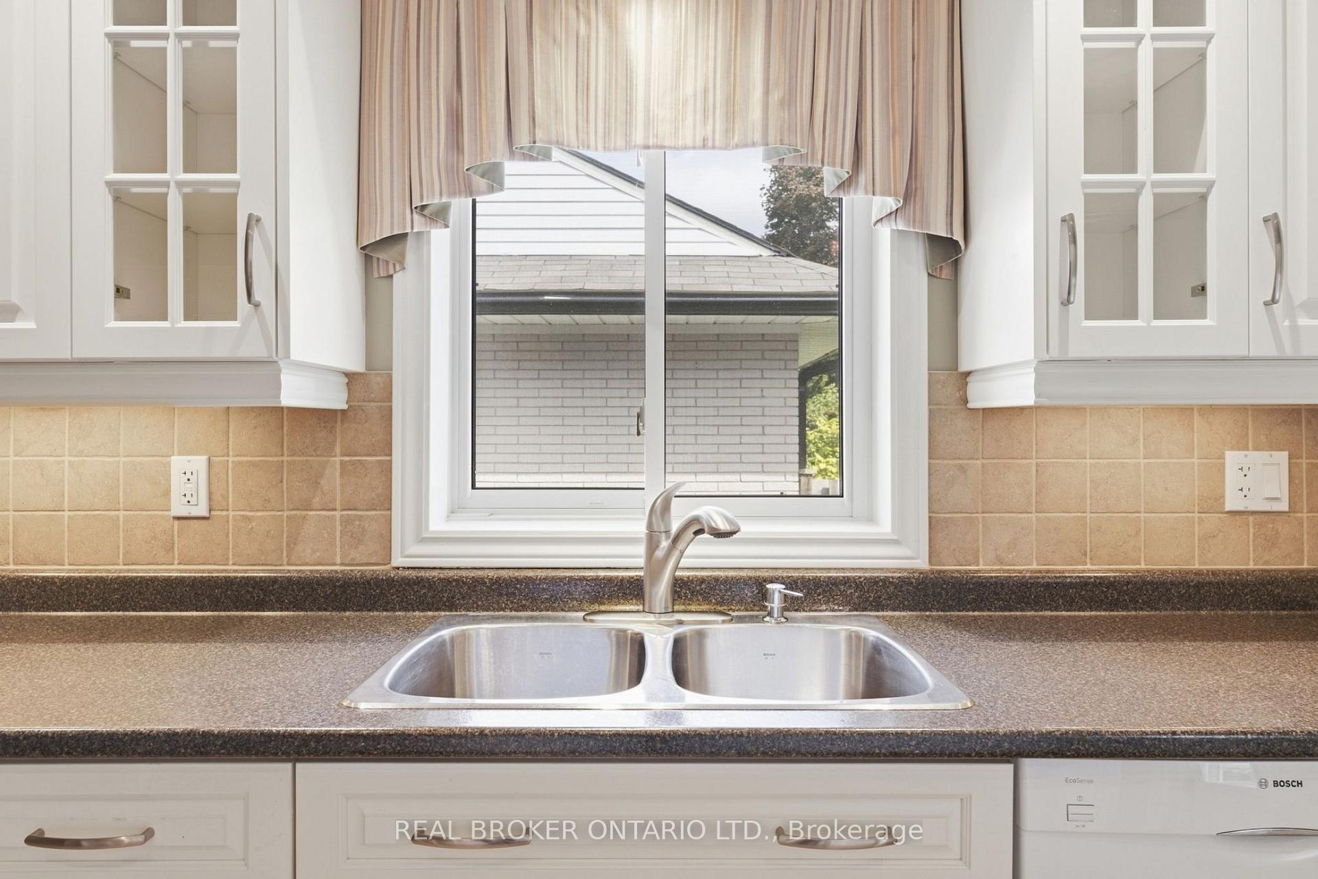 Photo 20 of 235 Blucher Street, Kitchener, Fairfield — HOMEH