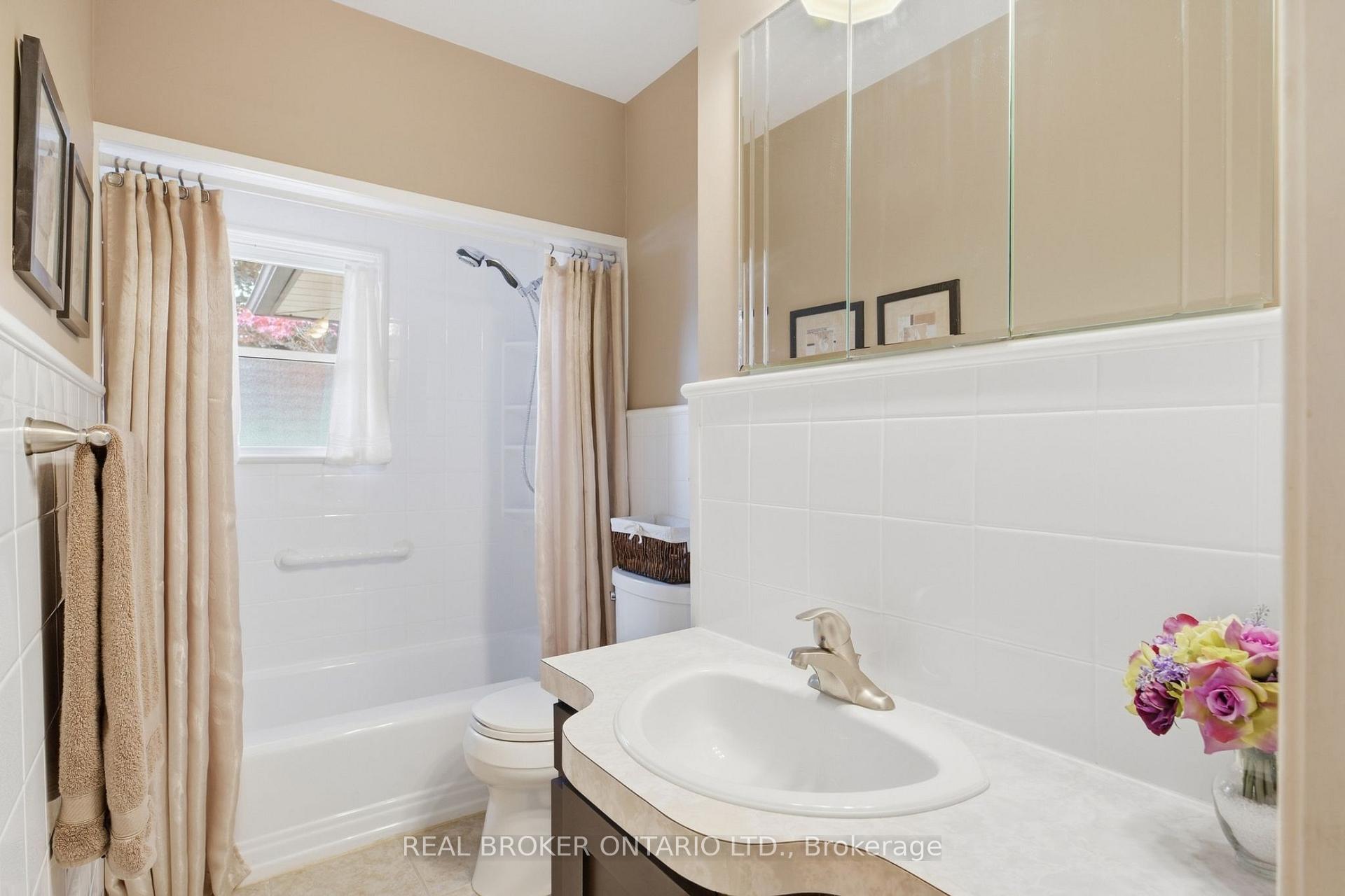 Photo 28 of 235 Blucher Street, Kitchener, Fairfield — HOMEH
