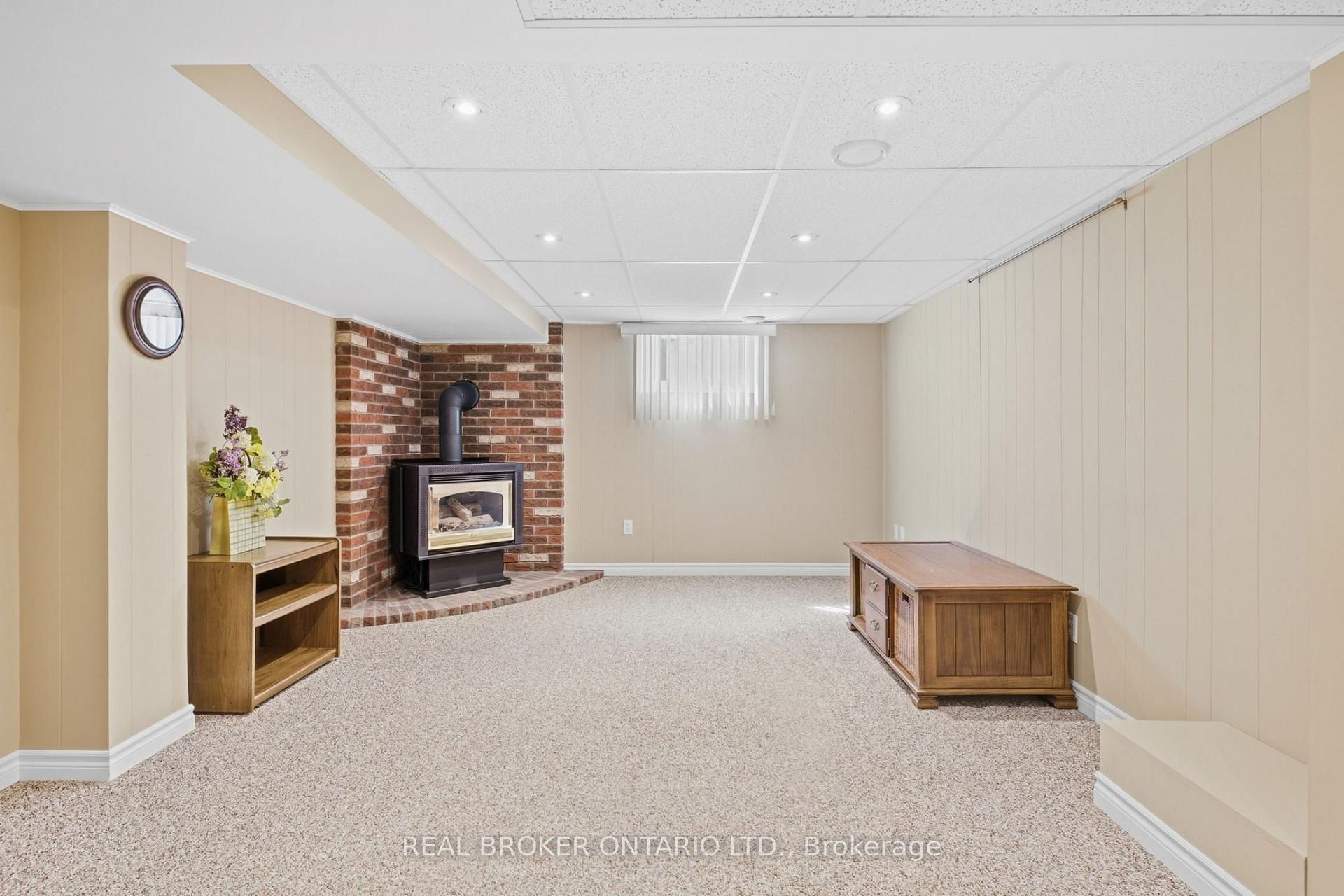 Photo 32 of 235 Blucher Street, Kitchener, Fairfield — HOMEH