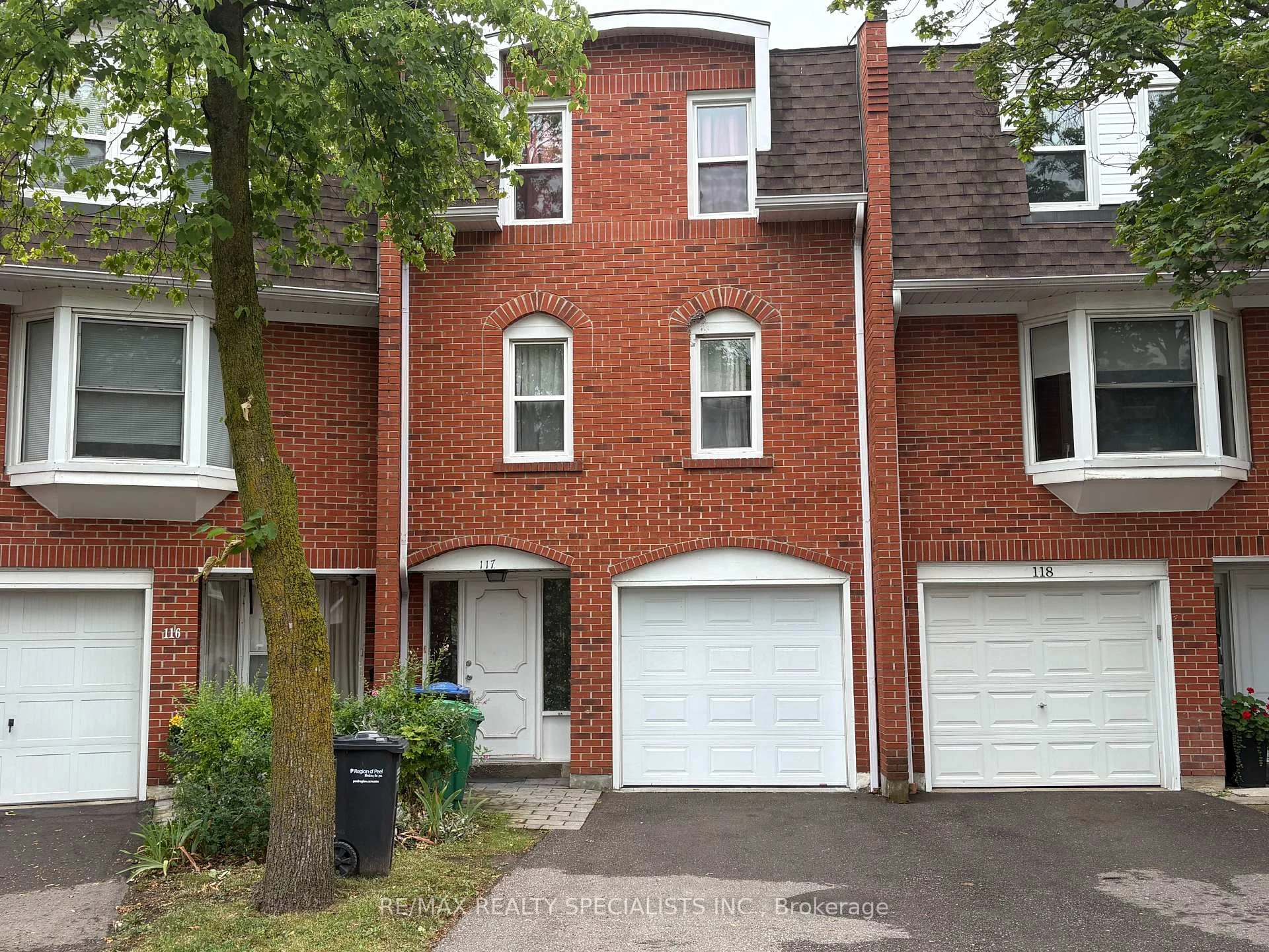 Photo 2 of Unit 117, 333 Meadows Boulevard, Mississauga, Rathwood — HOMEH
