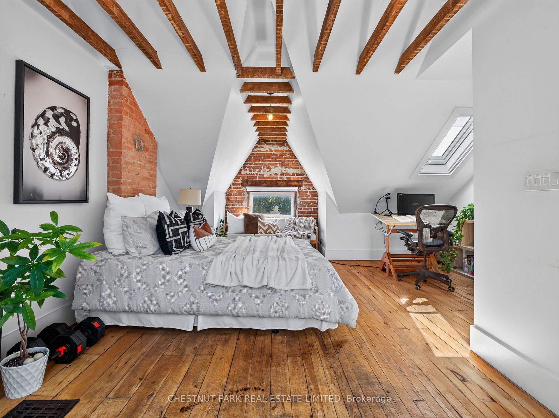Photo 30 of 28 Robinson Street, Toronto, Trinity-Bellwoods — HOMEH