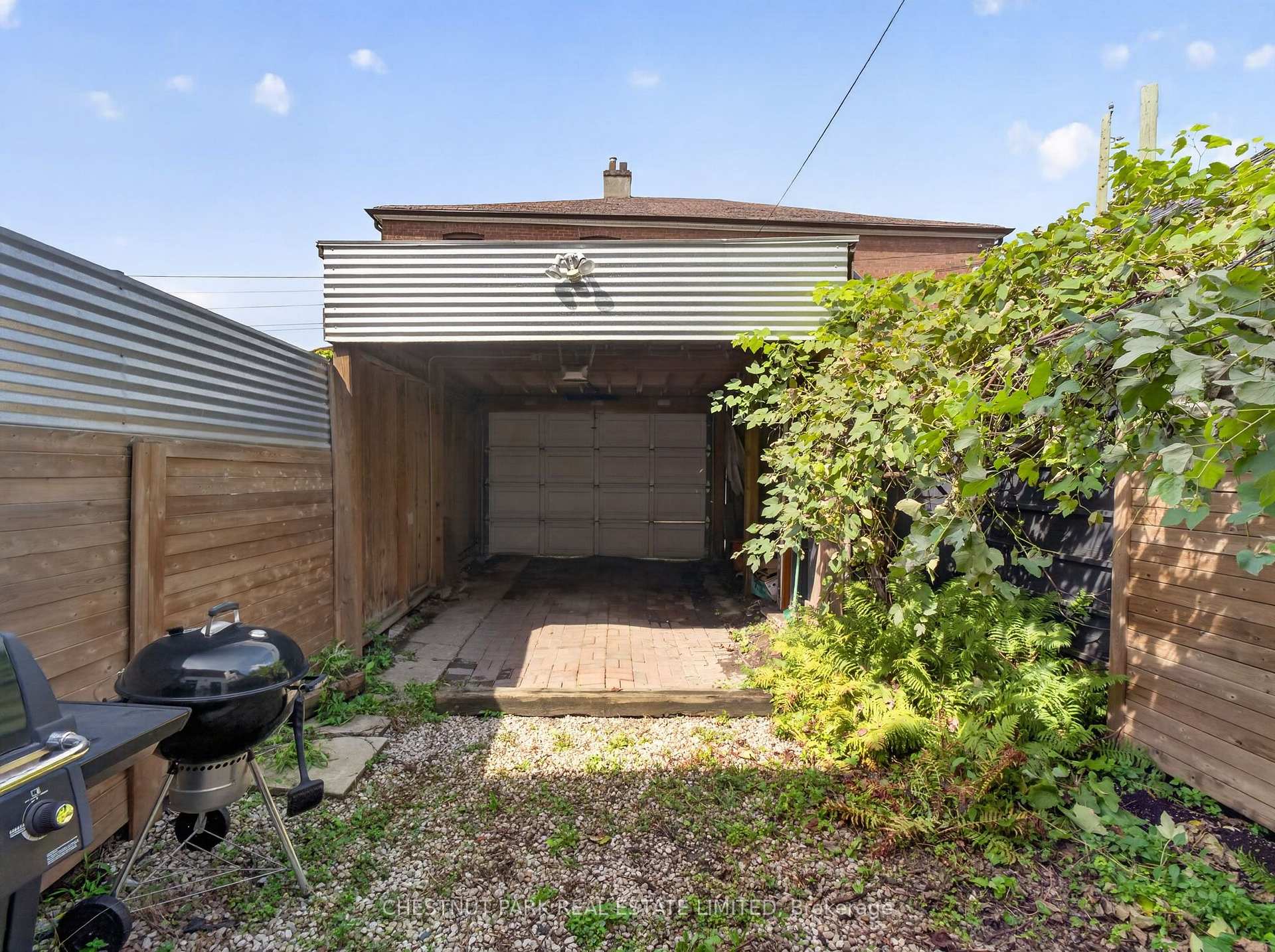 Photo 36 of 28 Robinson Street, Toronto, Trinity-Bellwoods — HOMEH