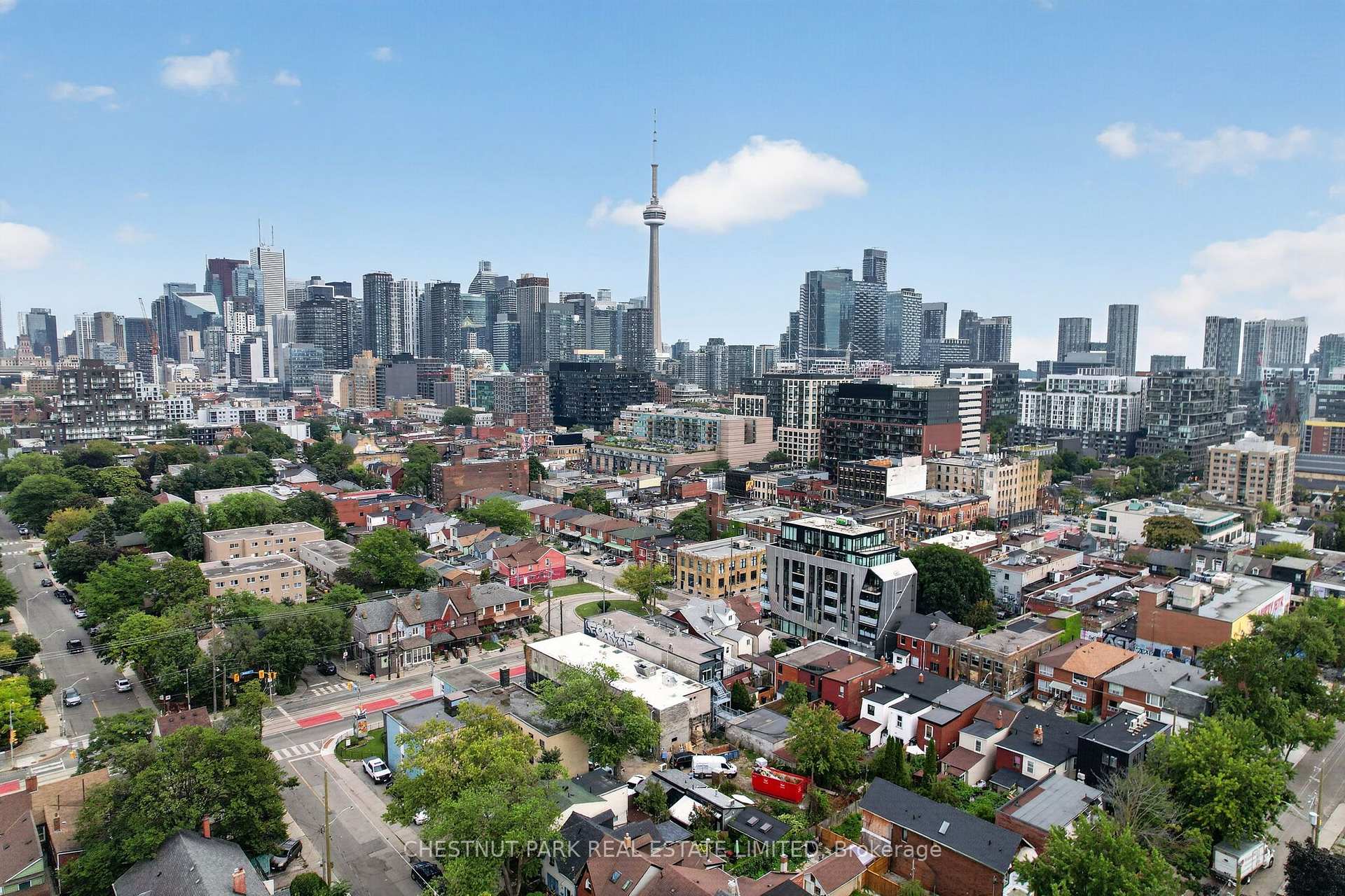 Photo 39 of 28 Robinson Street, Toronto, Trinity-Bellwoods — HOMEH