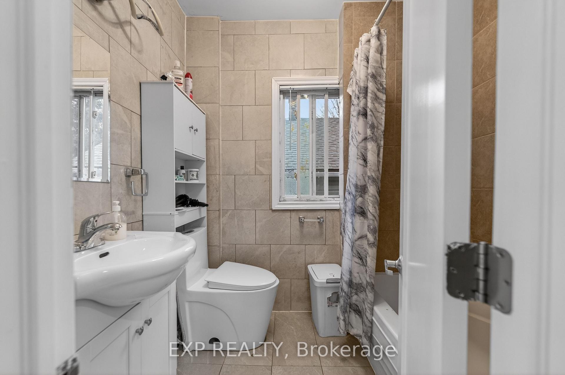 Photo 19 of 4576 Fourth Avenue, Niagara Falls, Cherrywood — HOMEH