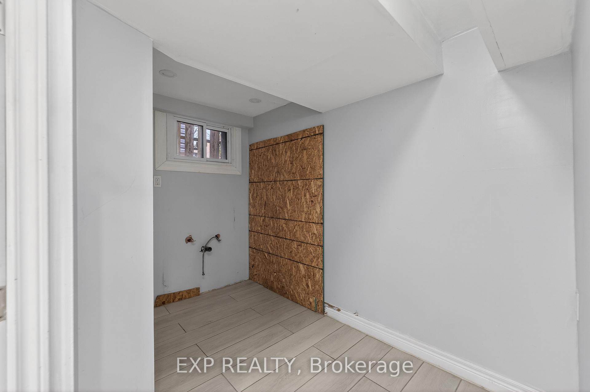 Photo 36 of 4576 Fourth Avenue, Niagara Falls, Cherrywood — HOMEH