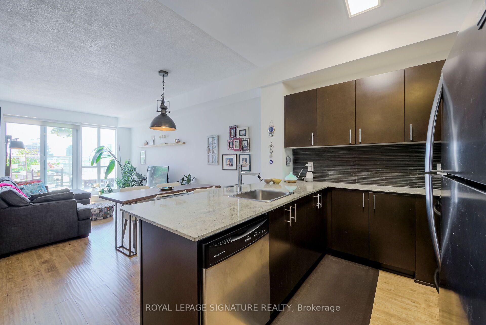 Photo 5 of Unit 1007, 25 Cole Street, Toronto, Regent Park — HOMEH