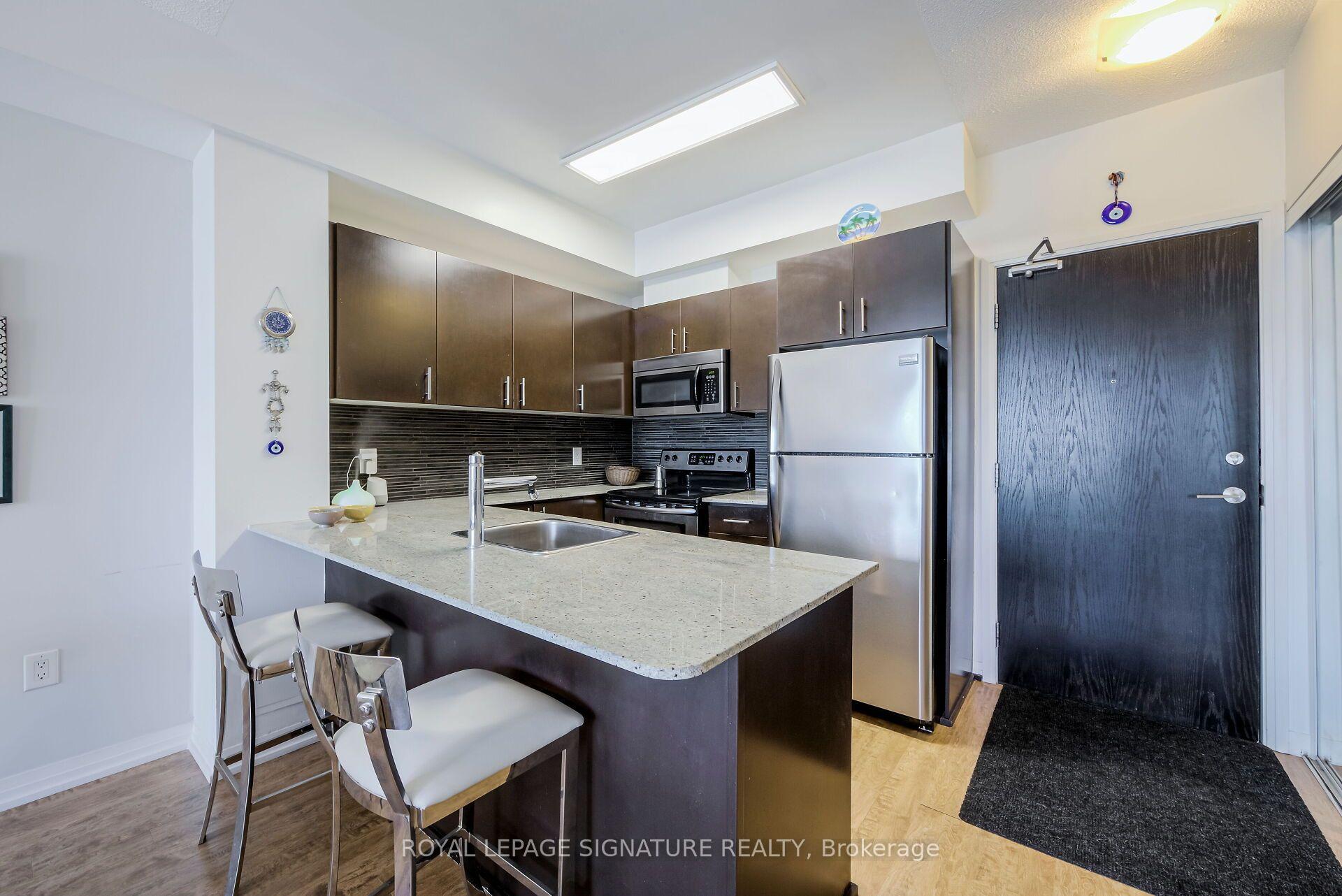 Photo 6 of Unit 1007, 25 Cole Street, Toronto, Regent Park — HOMEH