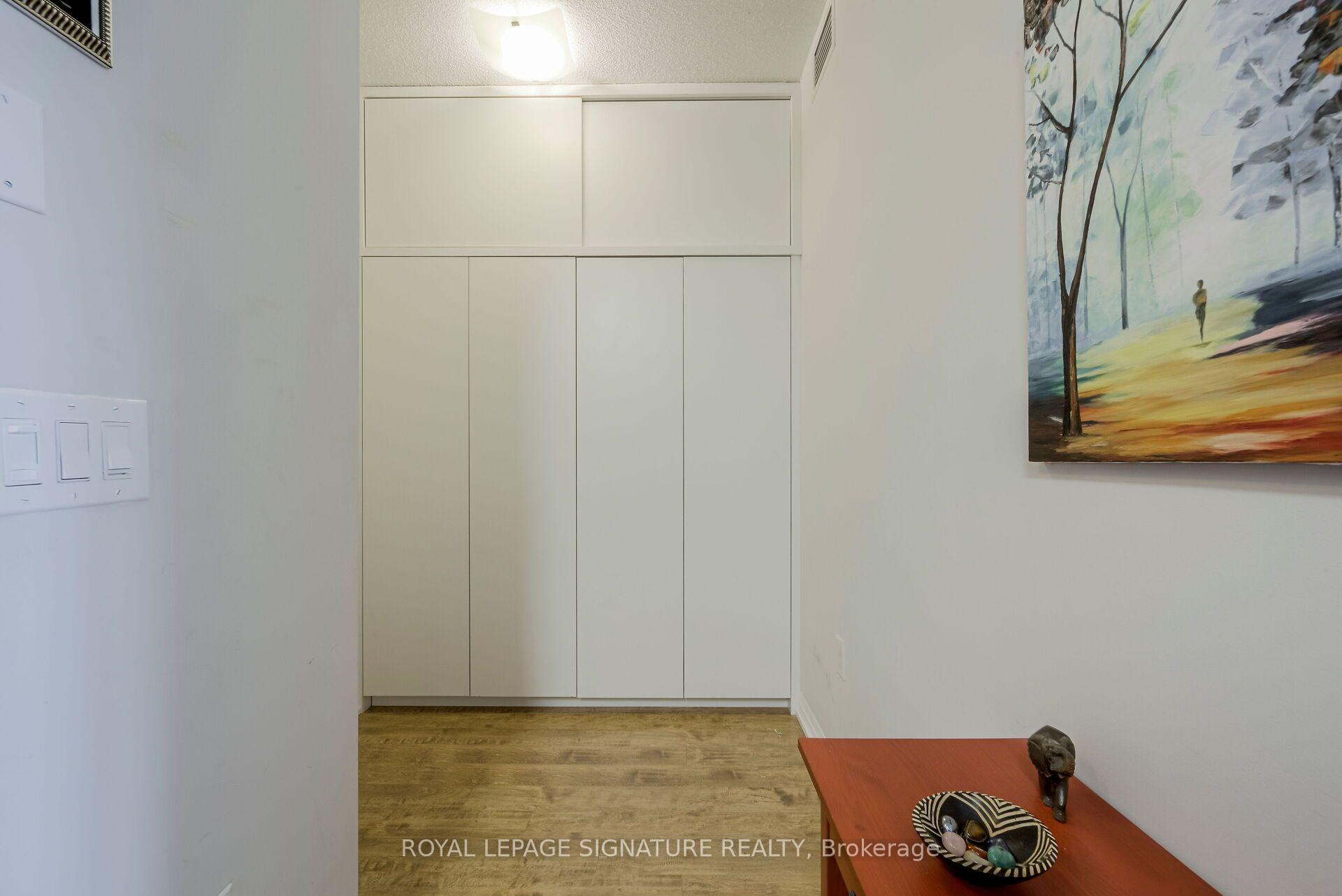 Photo 18 of Unit 1007, 25 Cole Street, Toronto, Regent Park — HOMEH