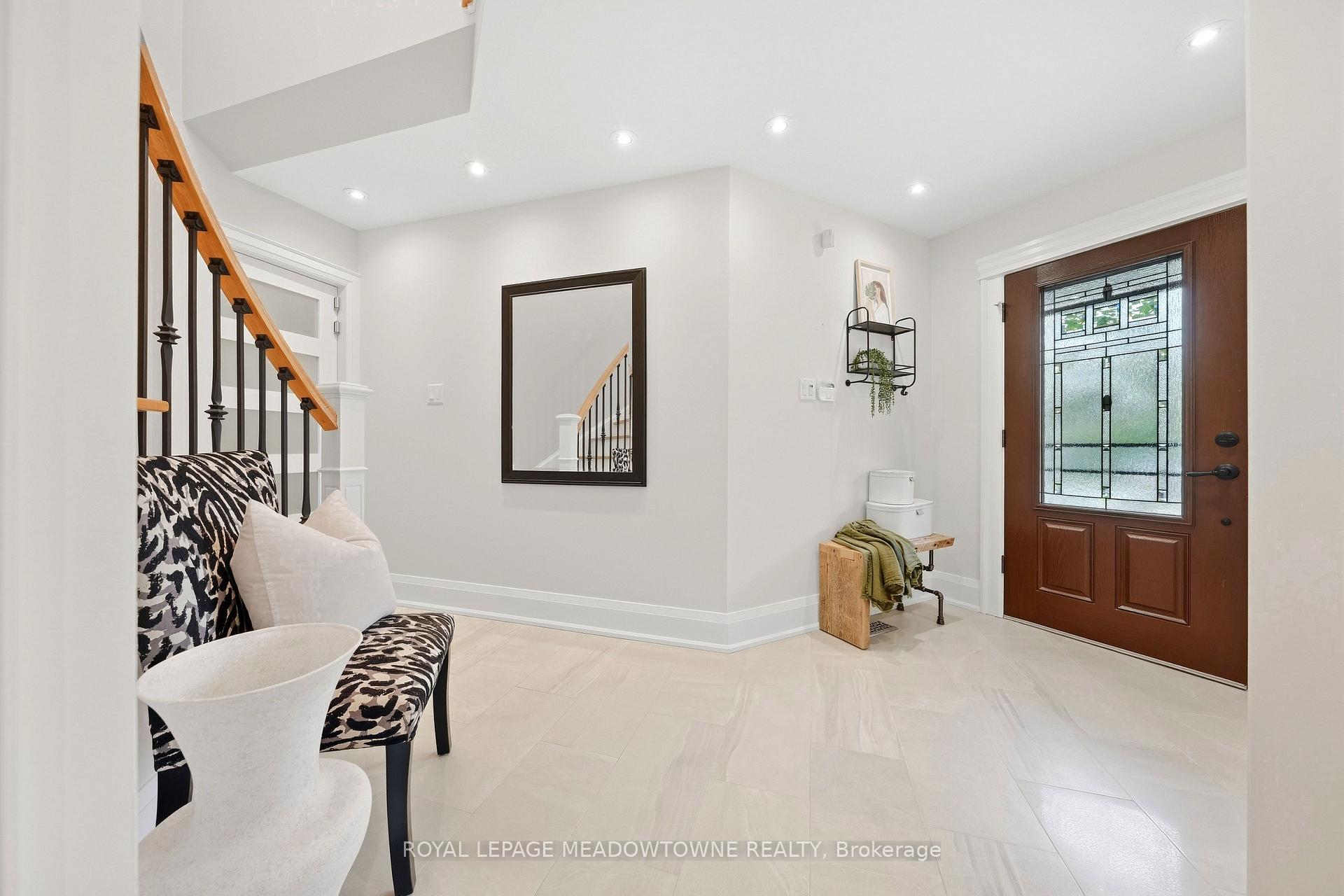 Photo 6 of 46 Chester Crescent, Halton Hills, Georgetown — HOMEH