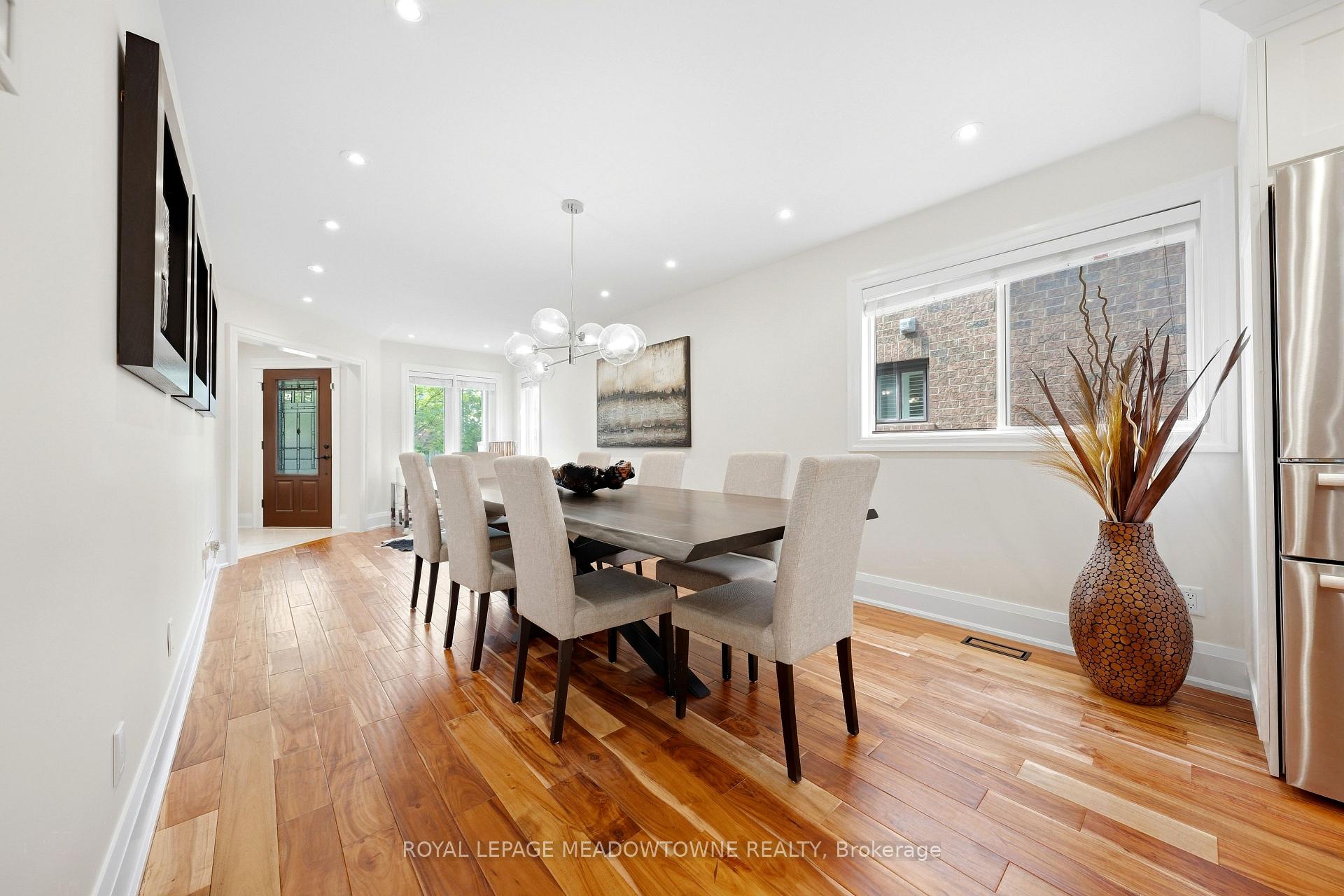 Photo 10 of 46 Chester Crescent, Halton Hills, Georgetown — HOMEH