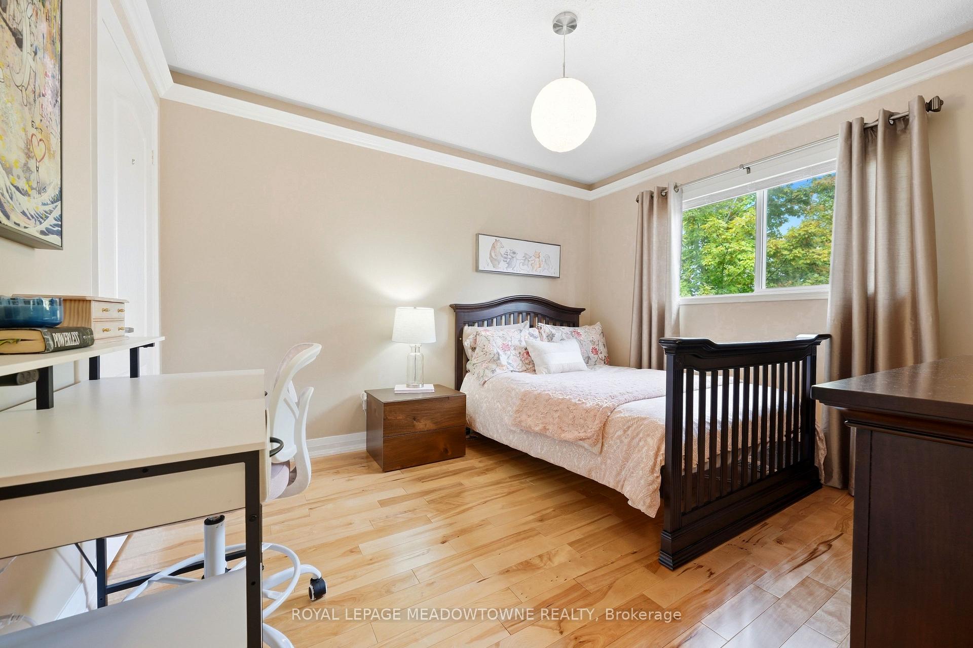 Photo 30 of 46 Chester Crescent, Halton Hills, Georgetown — HOMEH