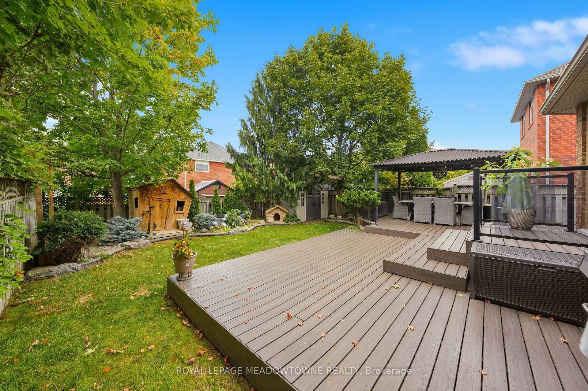 Photo 47 of 46 Chester Crescent, Halton Hills, Georgetown — HOMEH