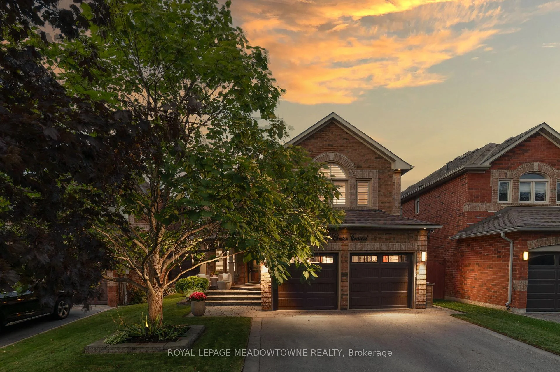 Photo 1 of 46 Chester Crescent, Halton Hills, Georgetown — HOMEH