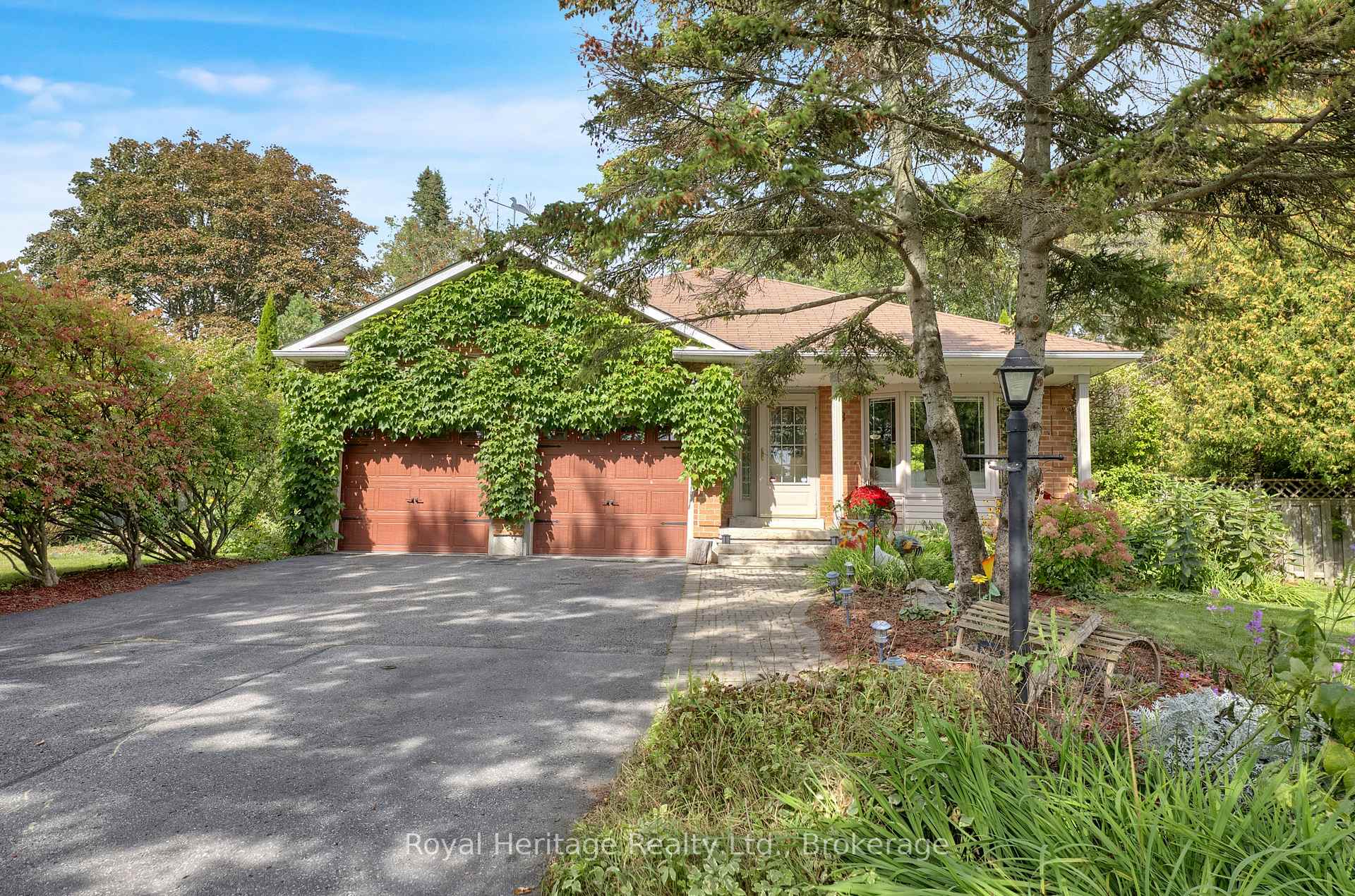 Photo 1 of 88 Hart Boulevard, Clarington, Newcastle — HOMEH