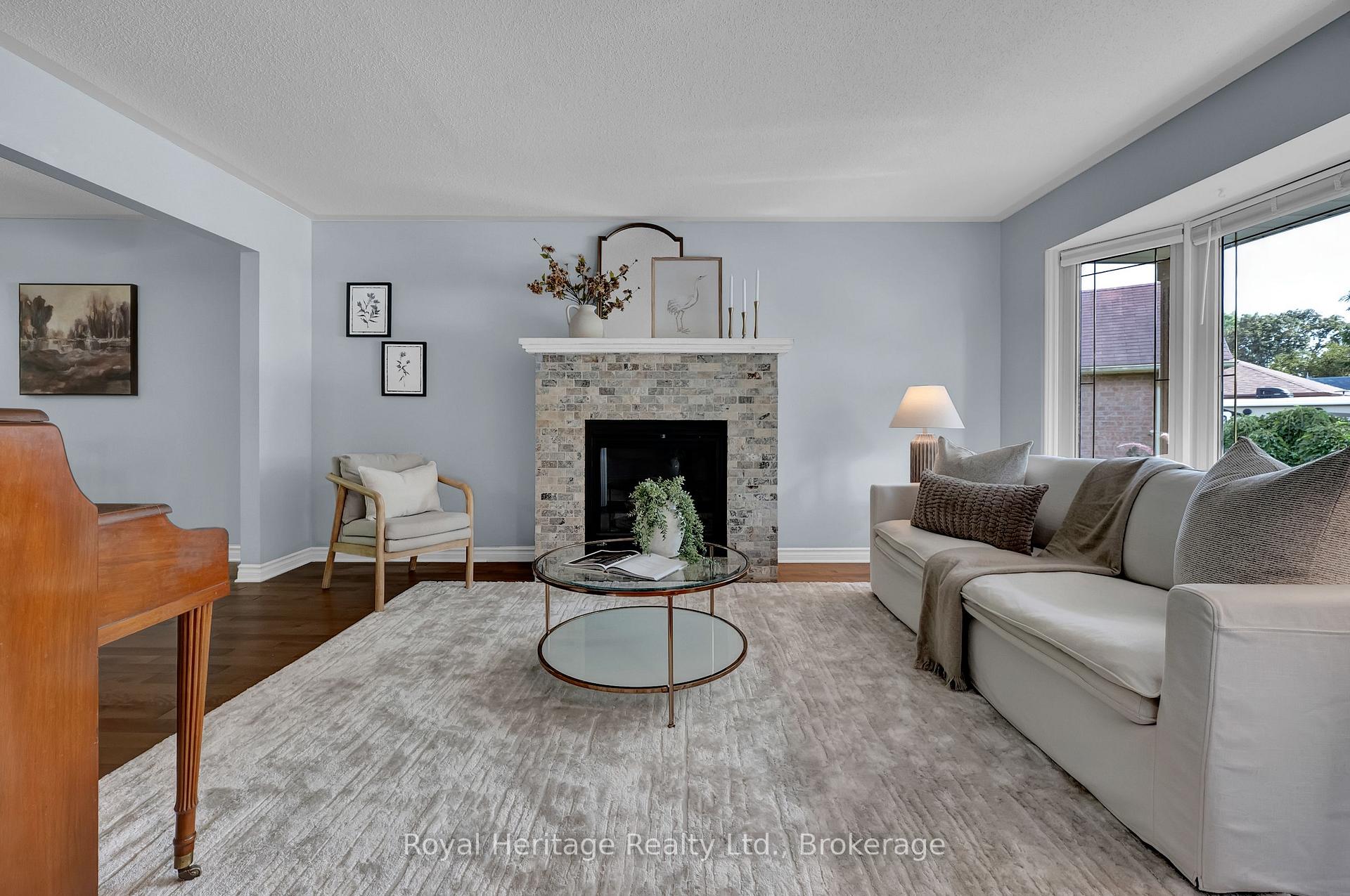 Photo 6 of 88 Hart Boulevard, Clarington, Newcastle — HOMEH