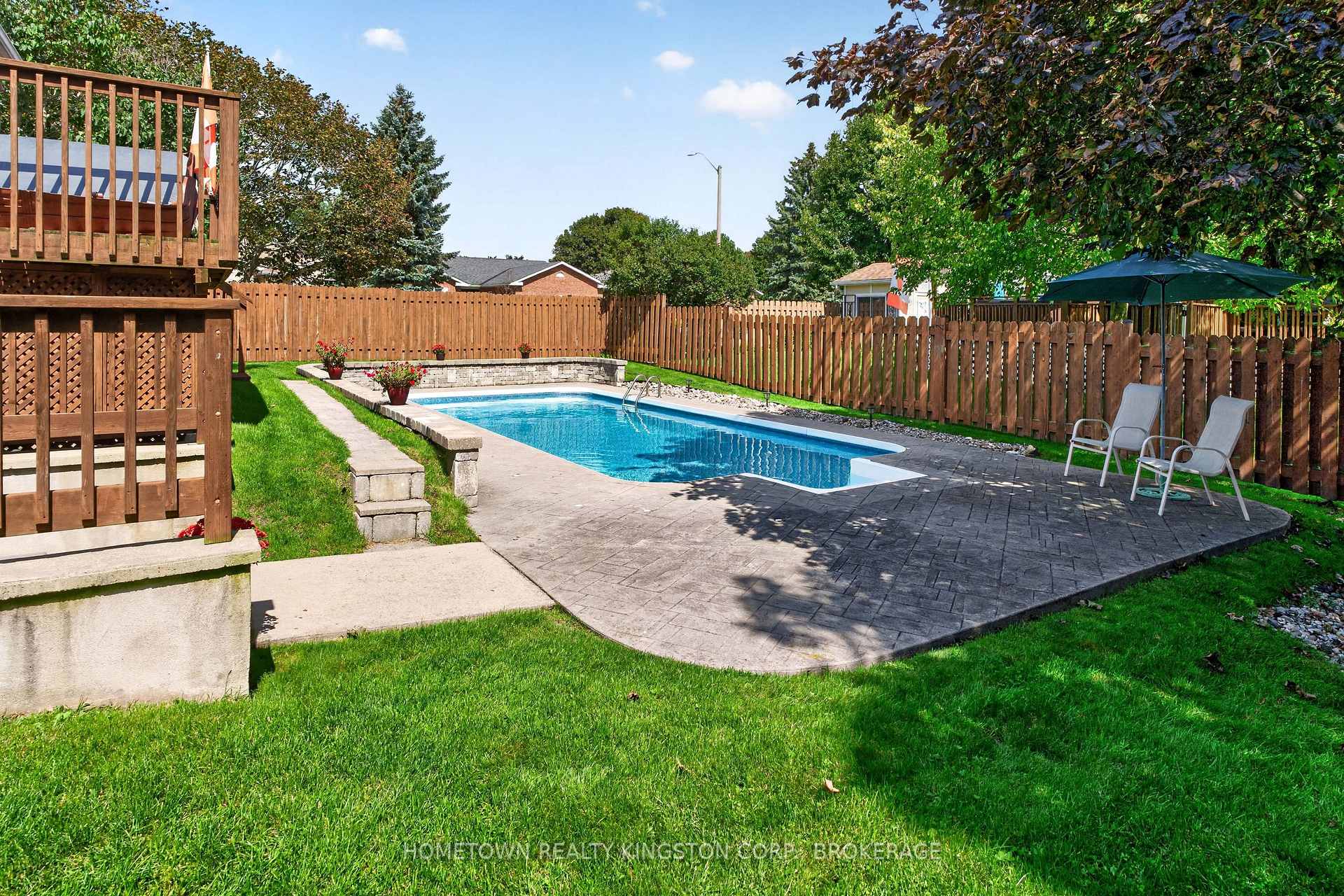 Photo 22 of 540 Sackville Crescent, Kingston, City SouthWest — HOMEH