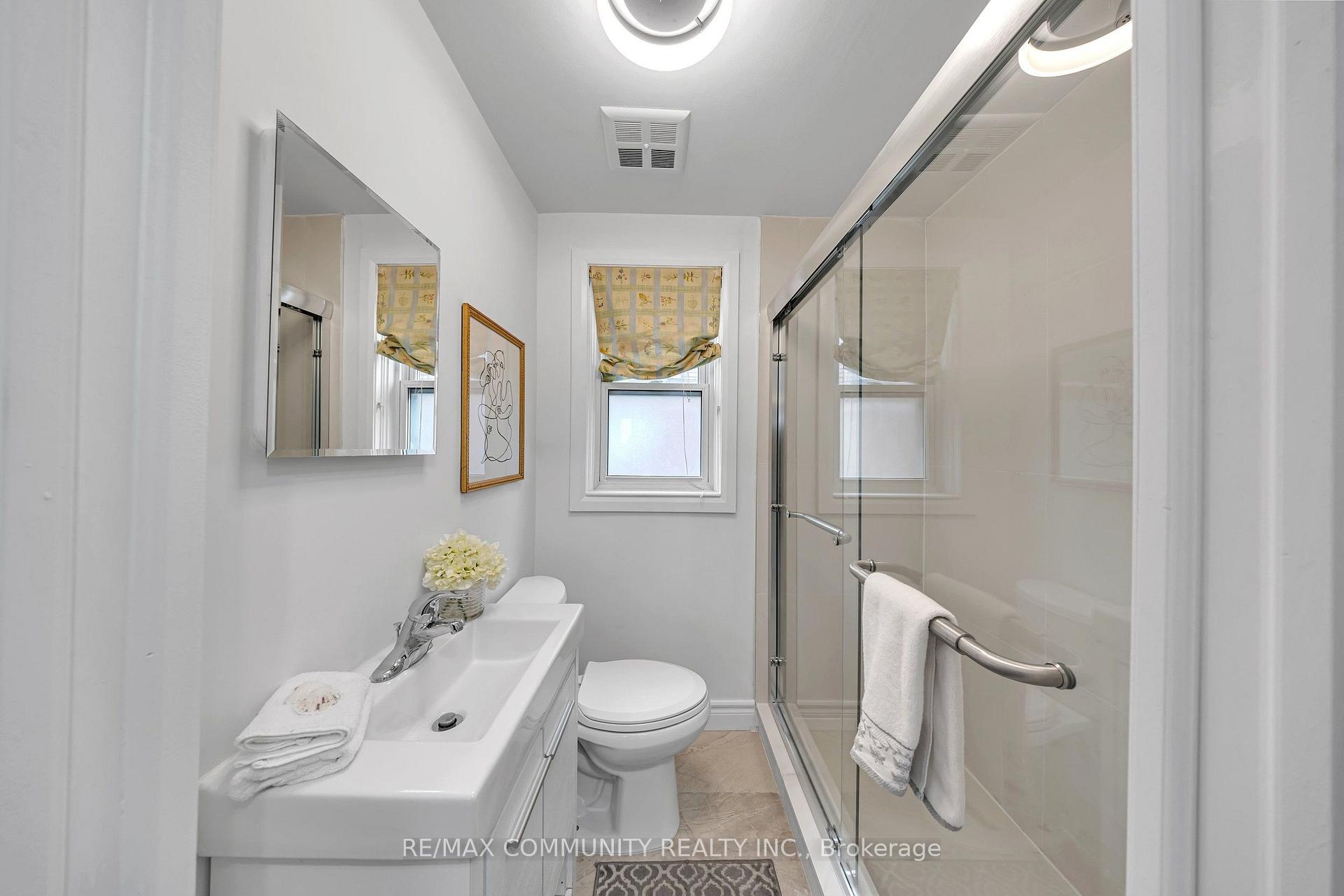 Photo 25 of 50 Joanith Drive, Toronto, O'Connor-Parkview — HOMEH