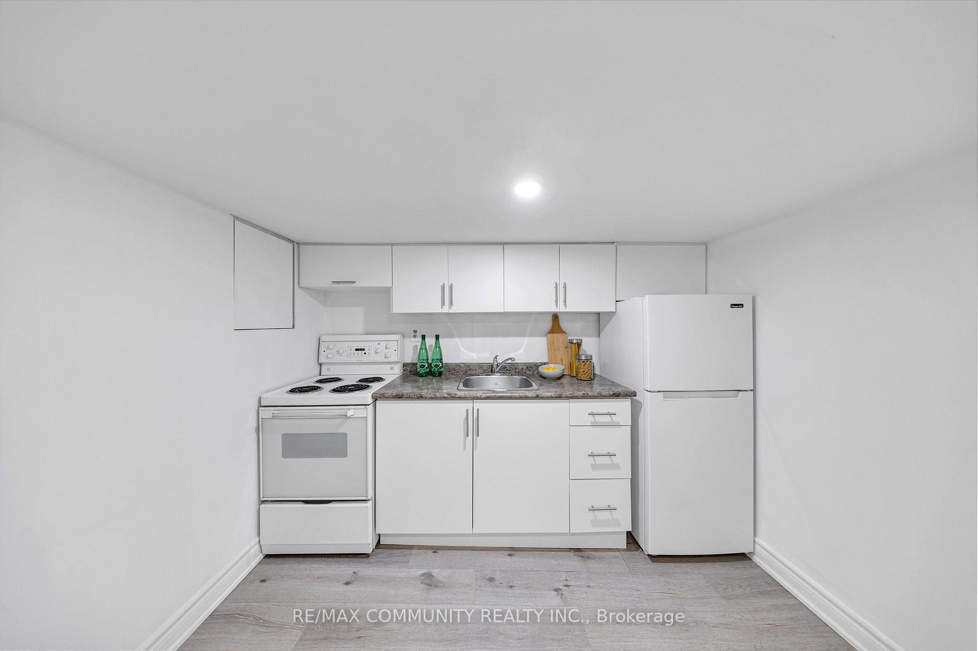 Photo 39 of 50 Joanith Drive, Toronto, O'Connor-Parkview — HOMEH