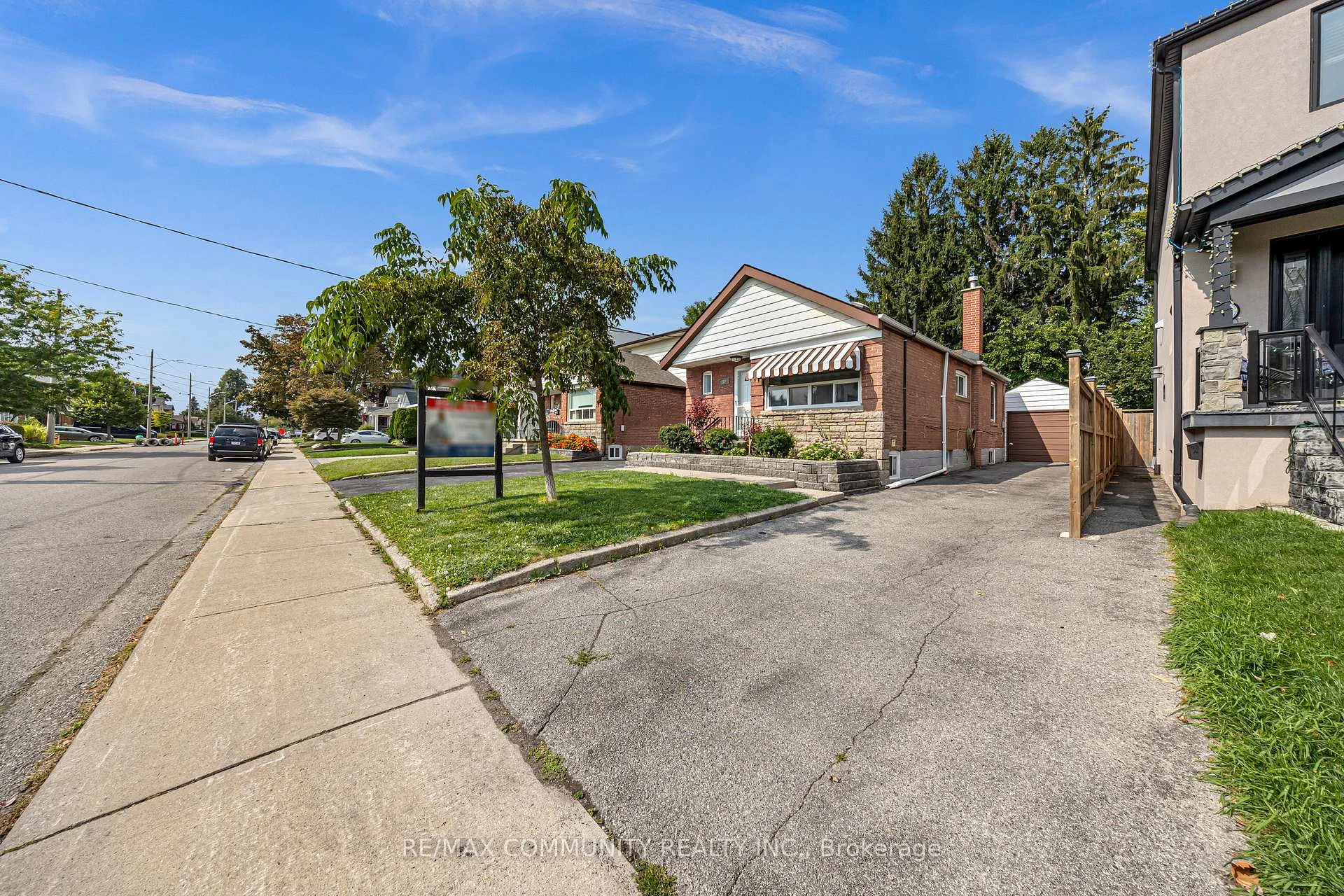 Photo 10 of 50 Joanith Drive, Toronto, O'Connor-Parkview — HOMEH