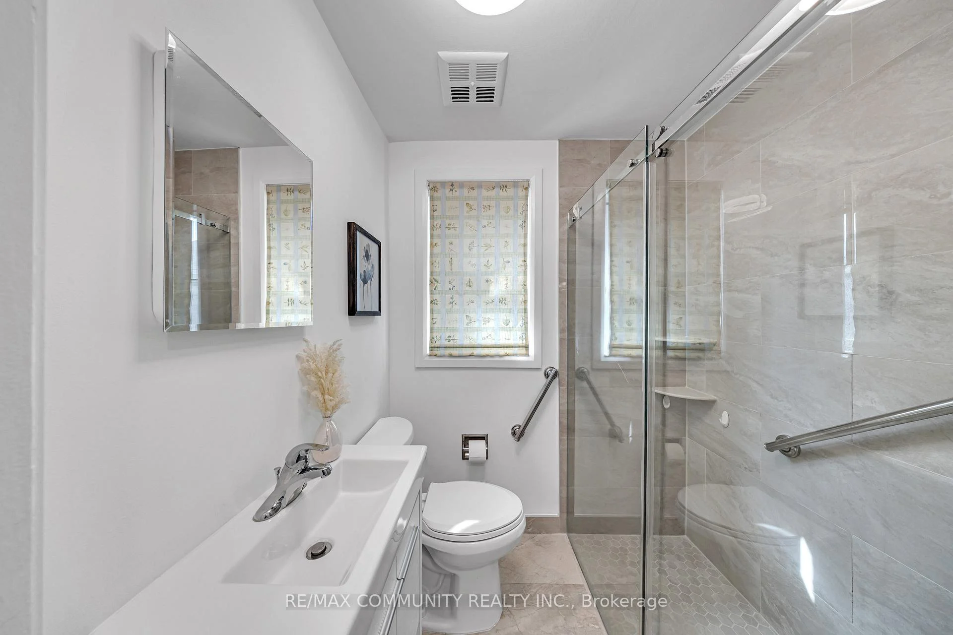 Photo 38 of 50 Joanith Drive, Toronto, O'Connor-Parkview — HOMEH