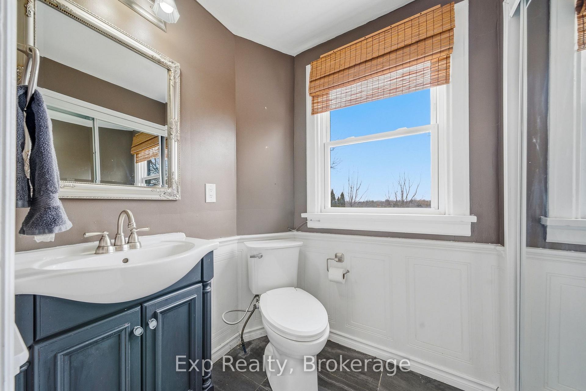 Photo 24 of 10 Valleyview Crescent, Belleville, Belleville Ward — HOMEH