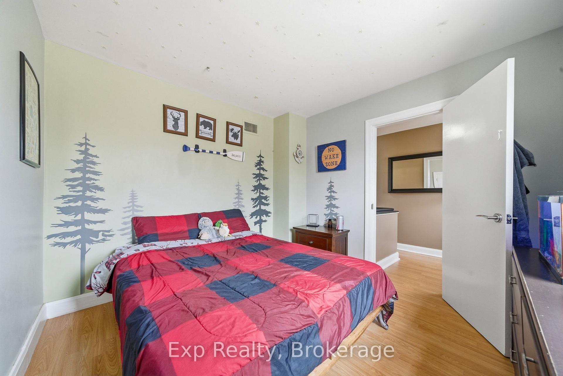 Photo 27 of 10 Valleyview Crescent, Belleville, Belleville Ward — HOMEH
