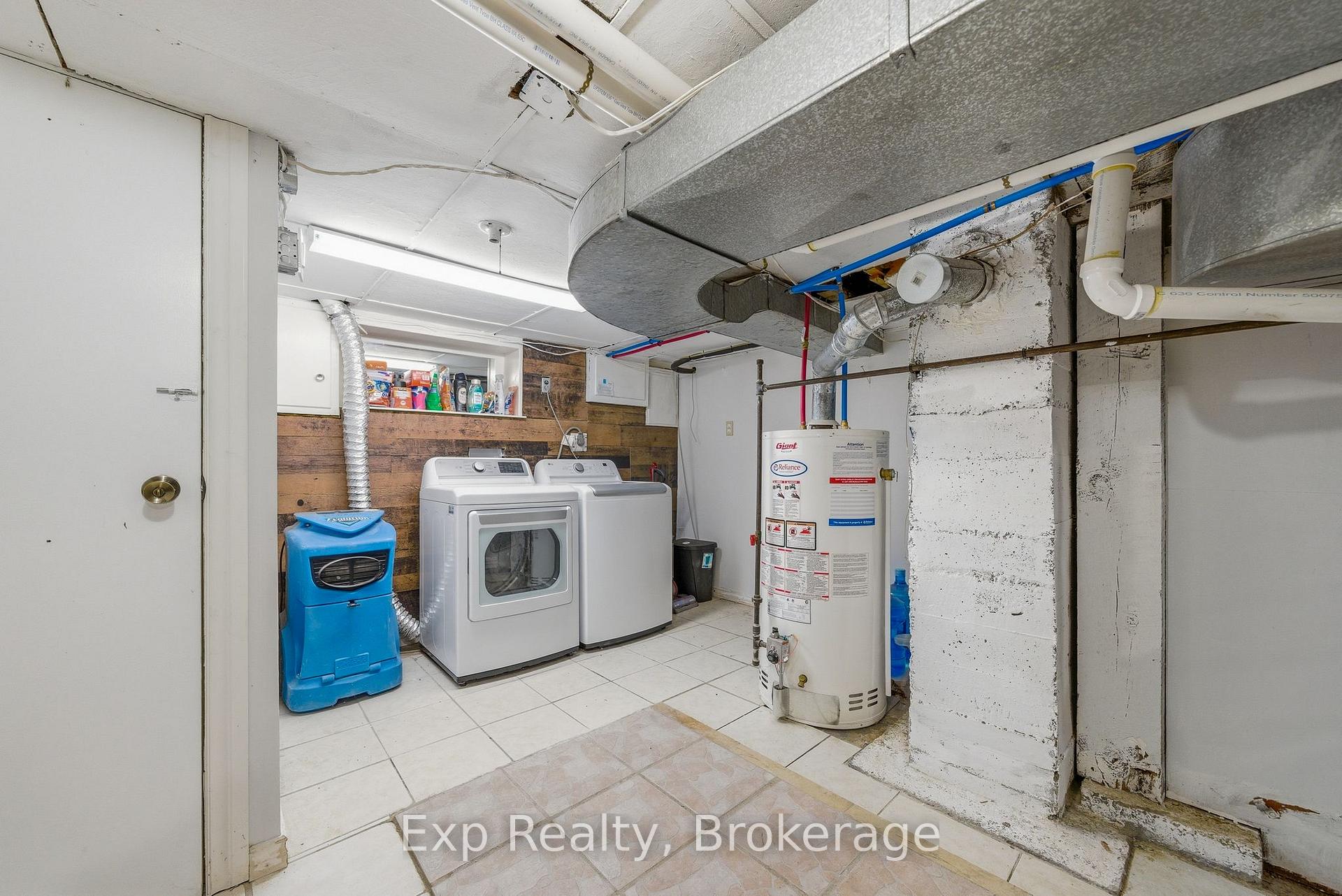 Photo 36 of 10 Valleyview Crescent, Belleville, Belleville Ward — HOMEH