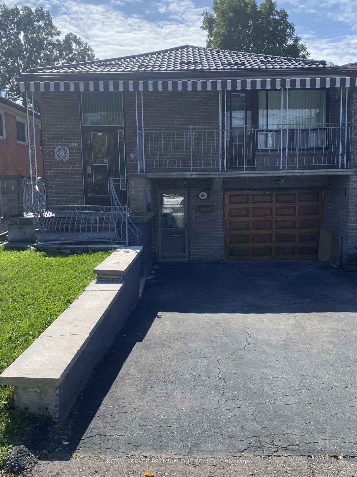Photo 2 of 55 Husband Drive, North York, Humber Summit — HOMEH