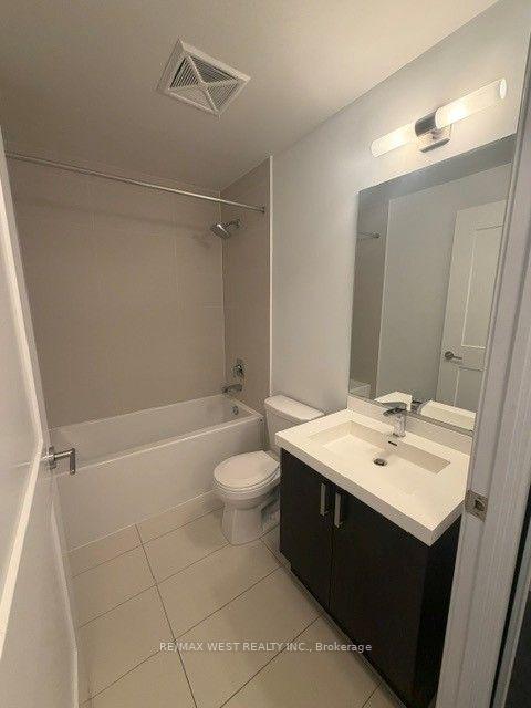 Photo 40 of Unit 3610, 7895 Jane Street, Vaughan, Concord — HOMEH